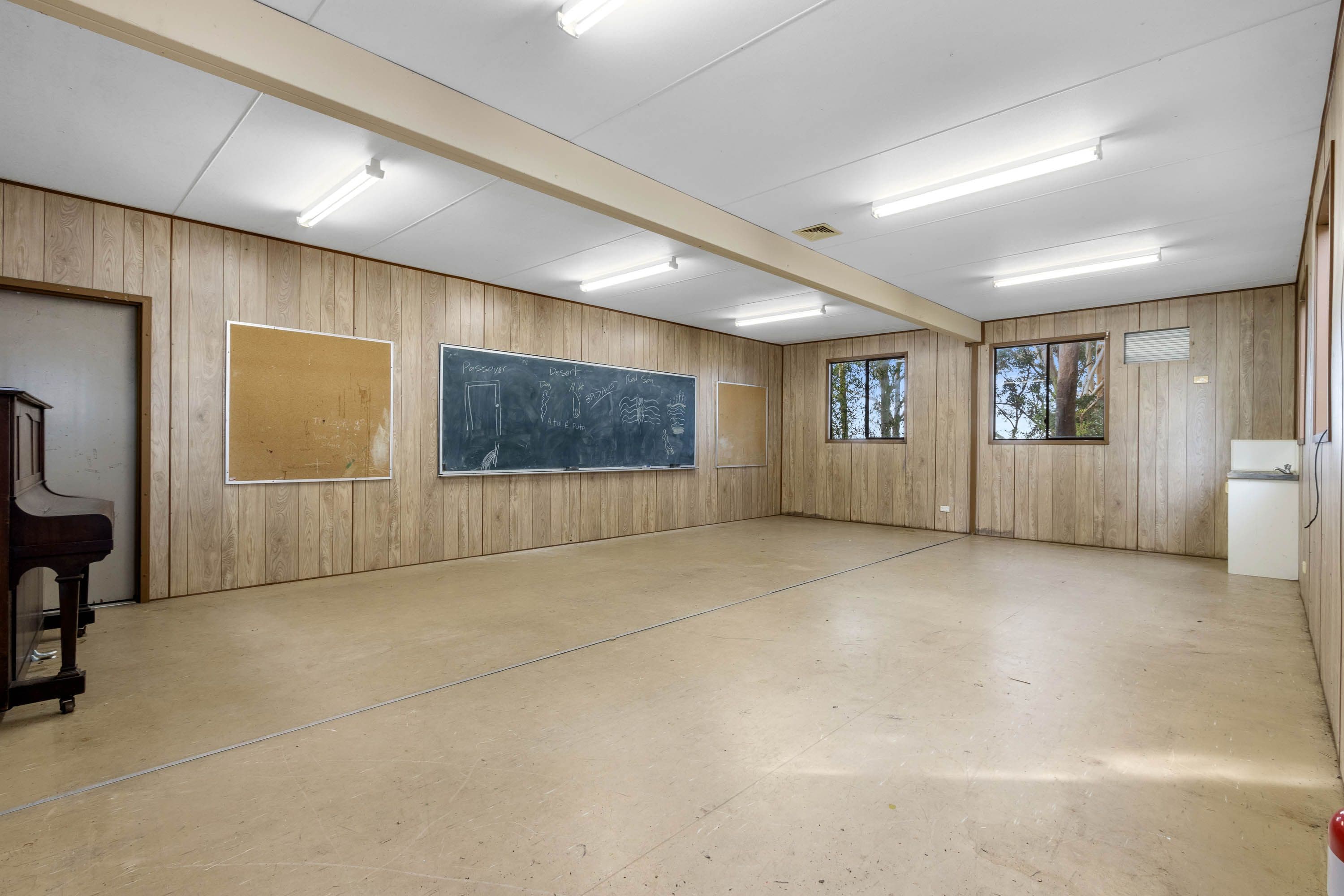 94 Parkes Street, Helensburgh NSW 2508, Helensburgh - Thumbnail 4