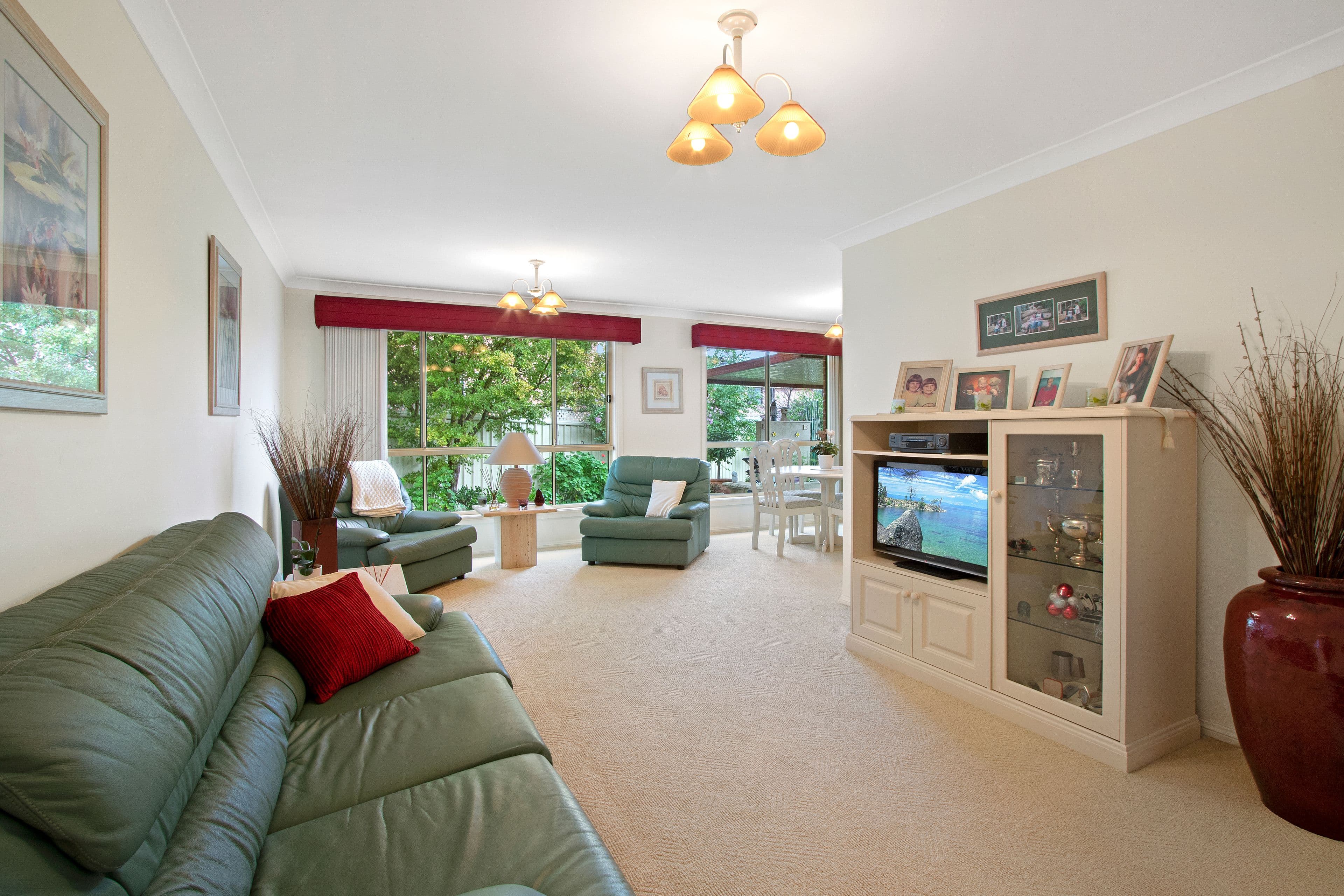 3 Lang Road, South Windsor - Thumbnail 3