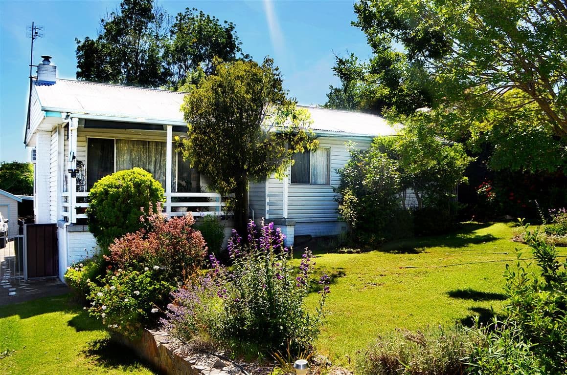4 Lambie Street, Tumut - Image 1