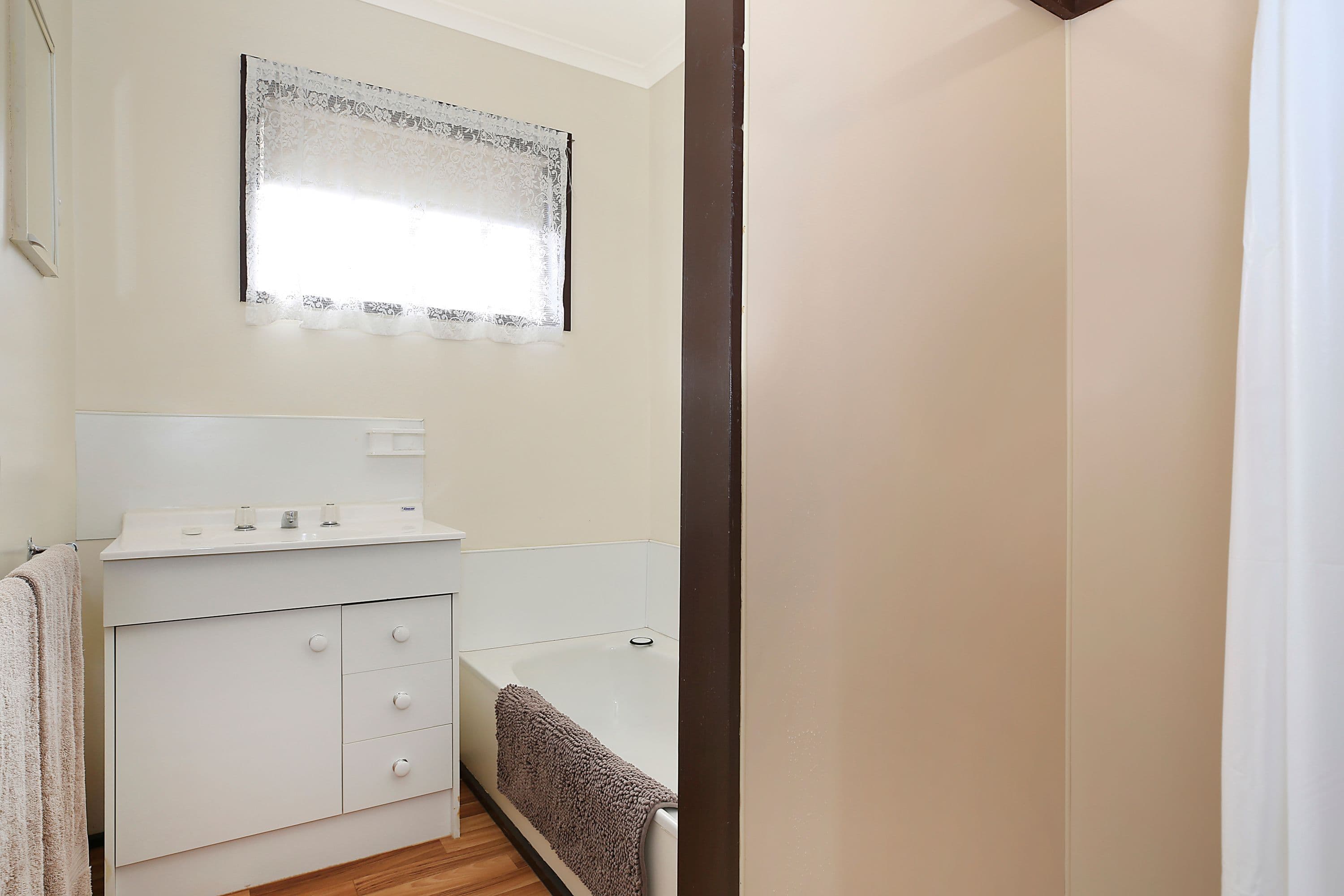 55 Fergusson Street, Camperdown VIC 3260, Camperdown - Thumbnail 6