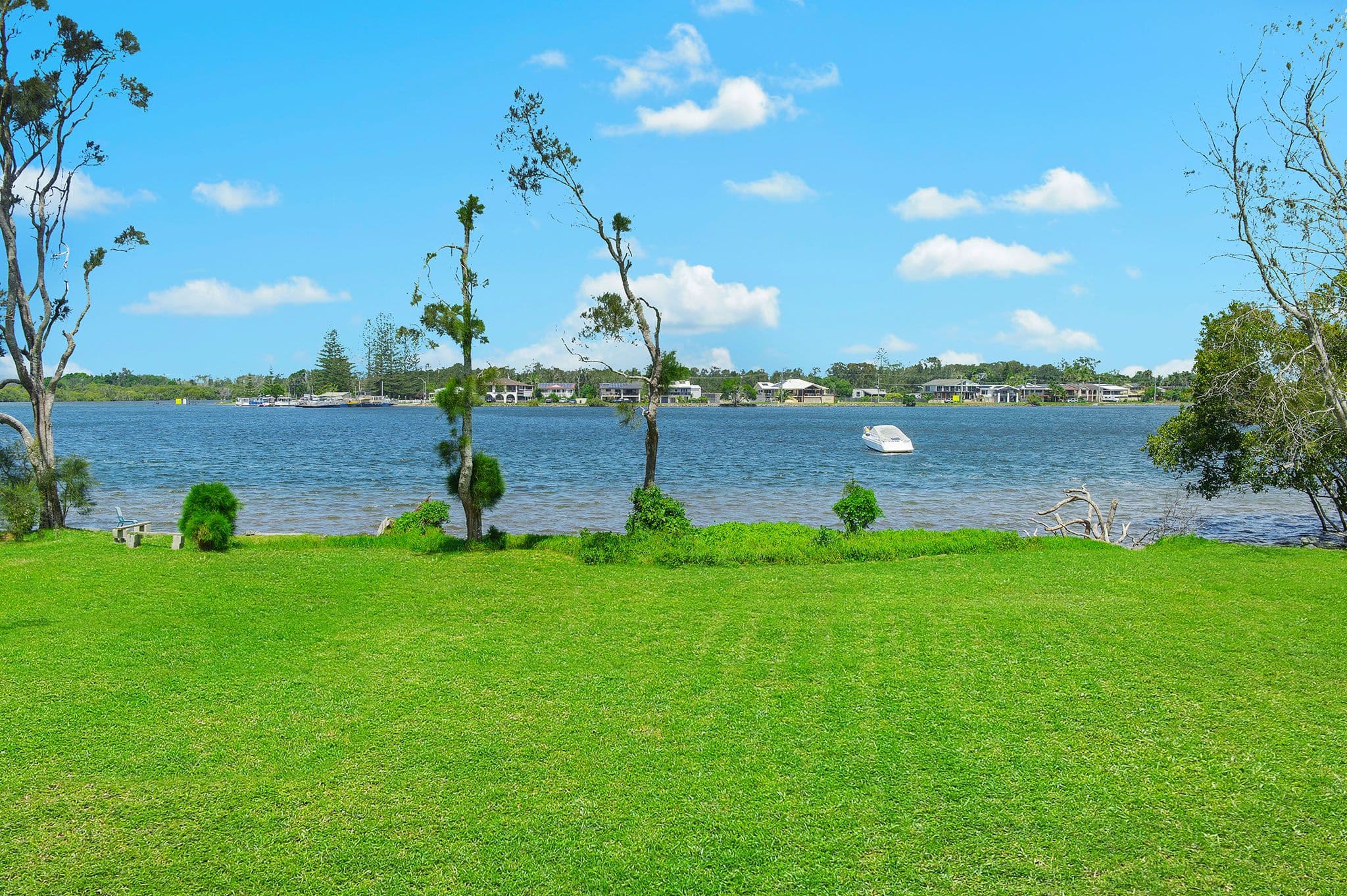 22 Shoreline Drive, Port Macquarie NSW 2444, Port Macquarie - Thumbnail 2