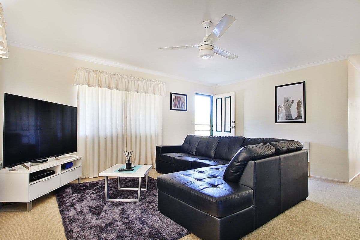3 Stubbin Street, Bundamba QLD 4304, Bundamba - Thumbnail 2