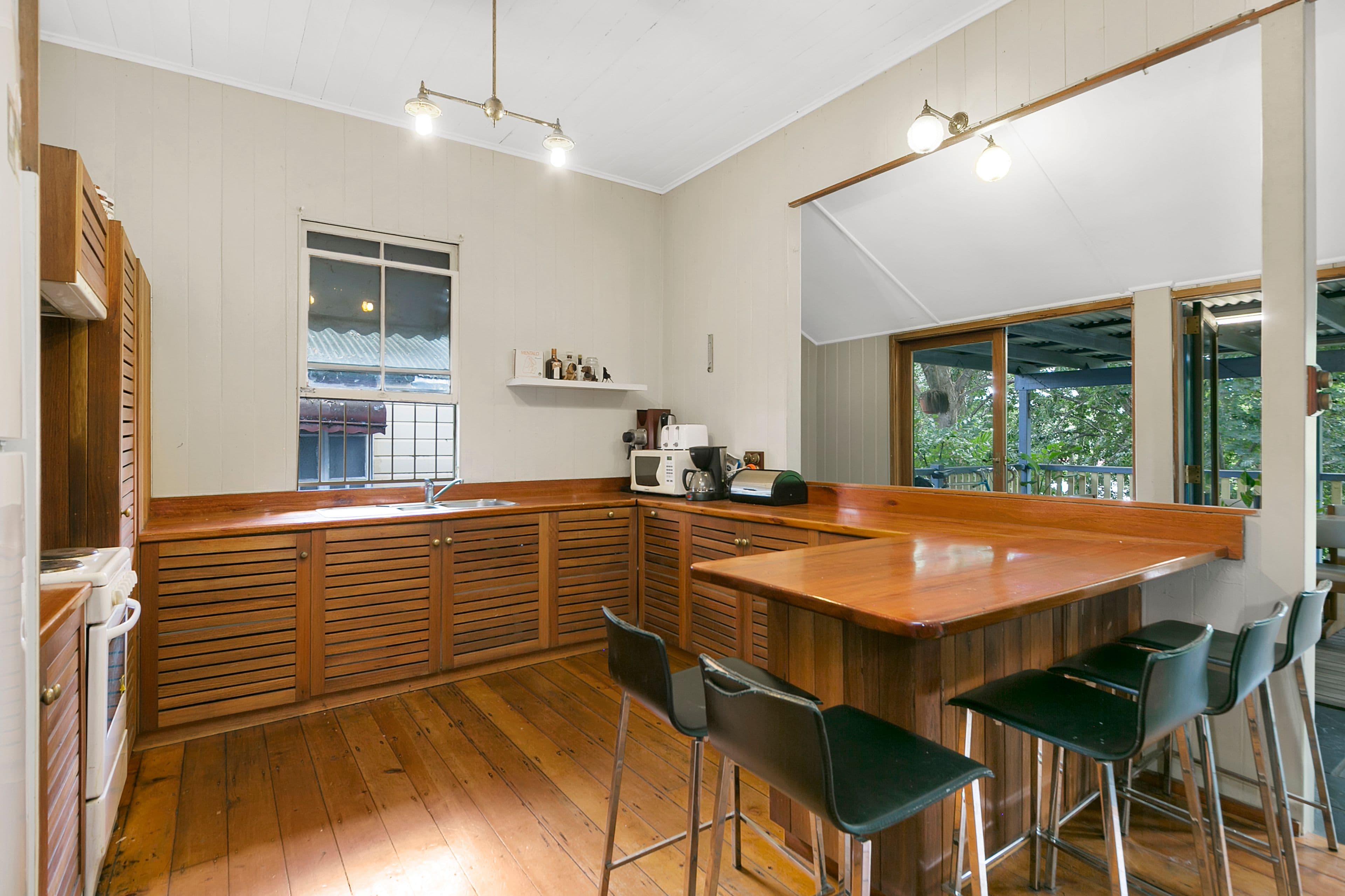 16 Macgregor Terrace, Bardon QLD 4065, Bardon - Thumbnail 3