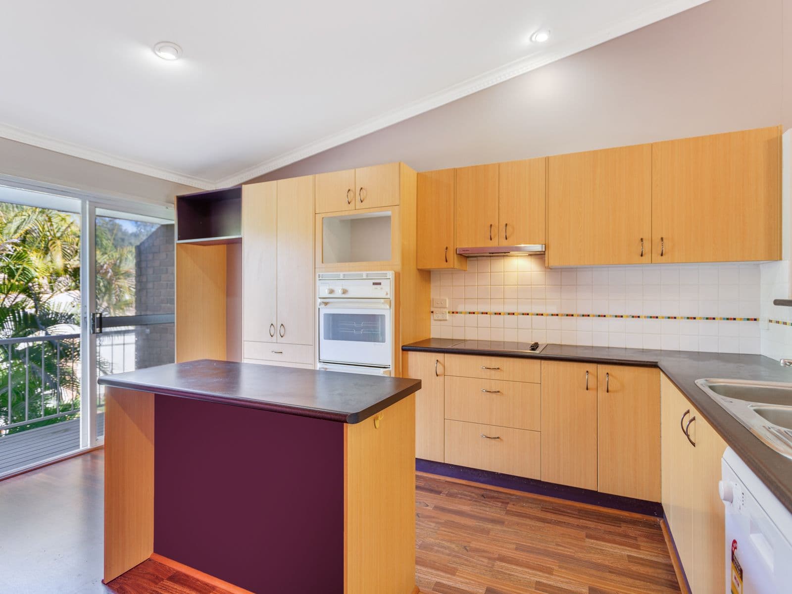 85 View Cresent, Arana Hills QLD 4054, Arana Hills - Thumbnail 4