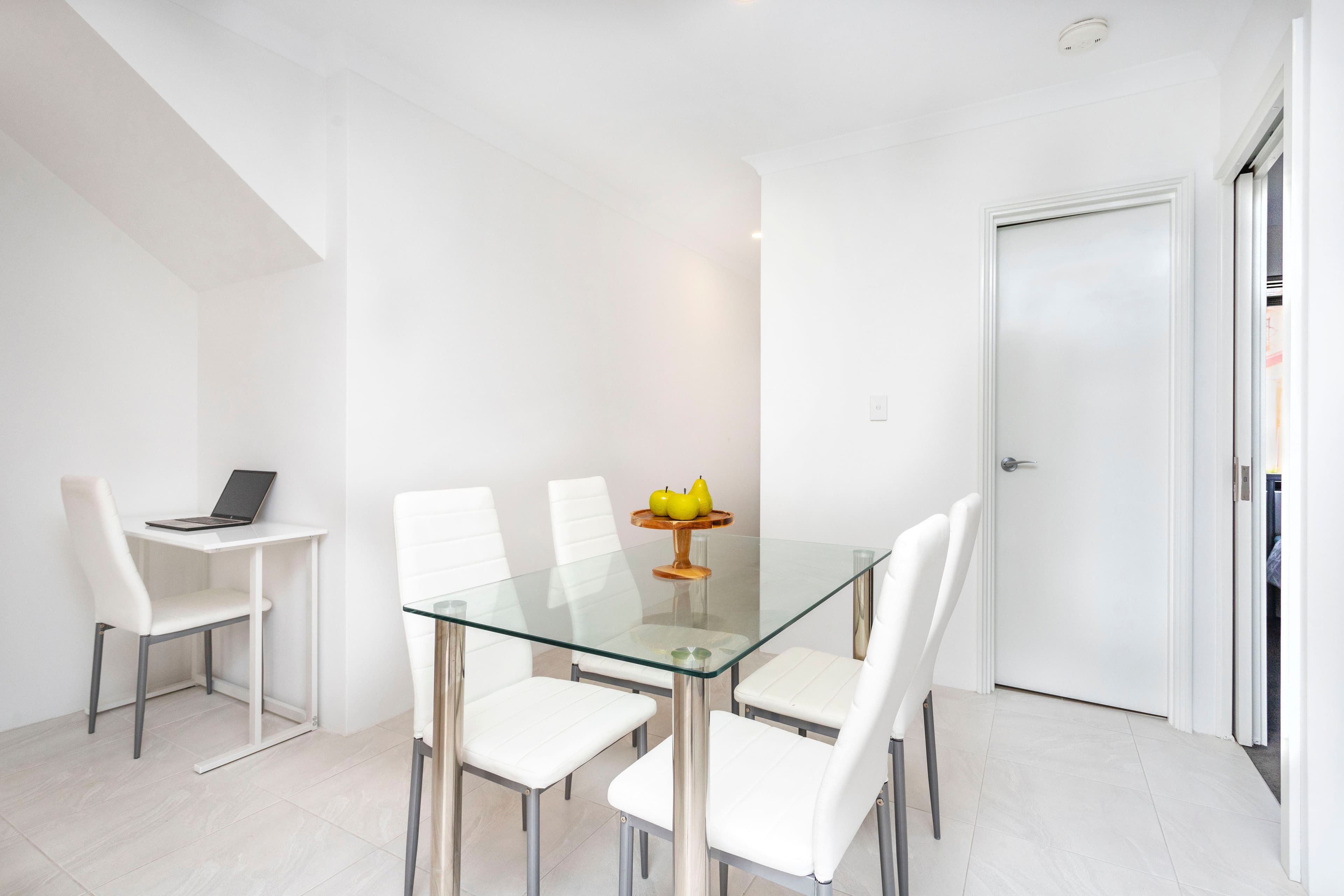 211a Holbeck Street, Doubleview WA 6018, Doubleview - Thumbnail 7