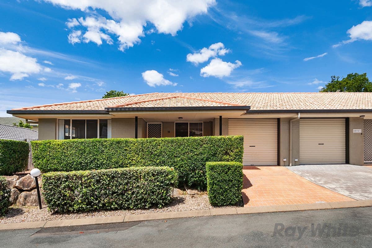 26 Buckingham Place, Eight Mile Plains QLD 4113, Eight Mile Plains - Image 1