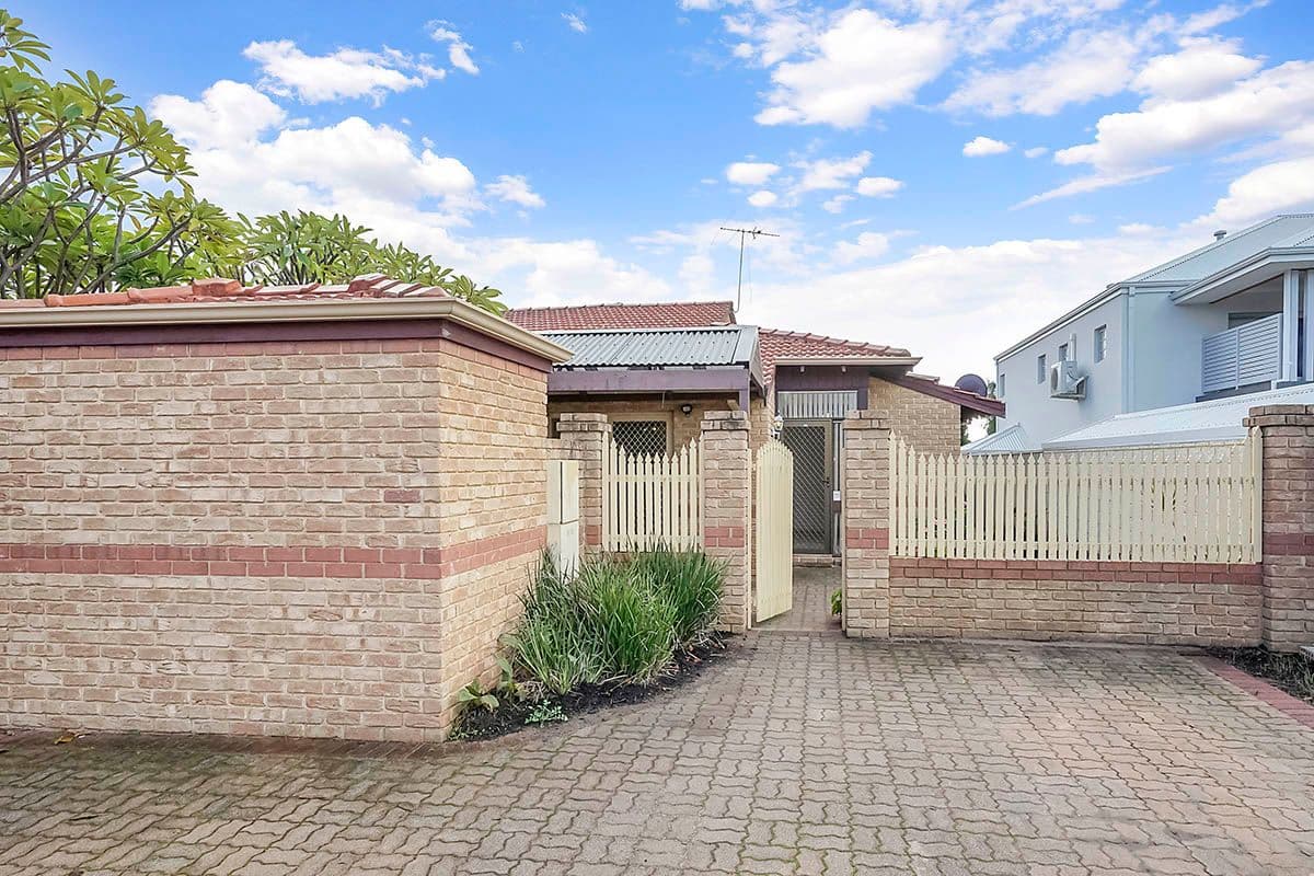 4/54 Caledonian Avenue, Maylands WA 6051, Maylands - Image 1