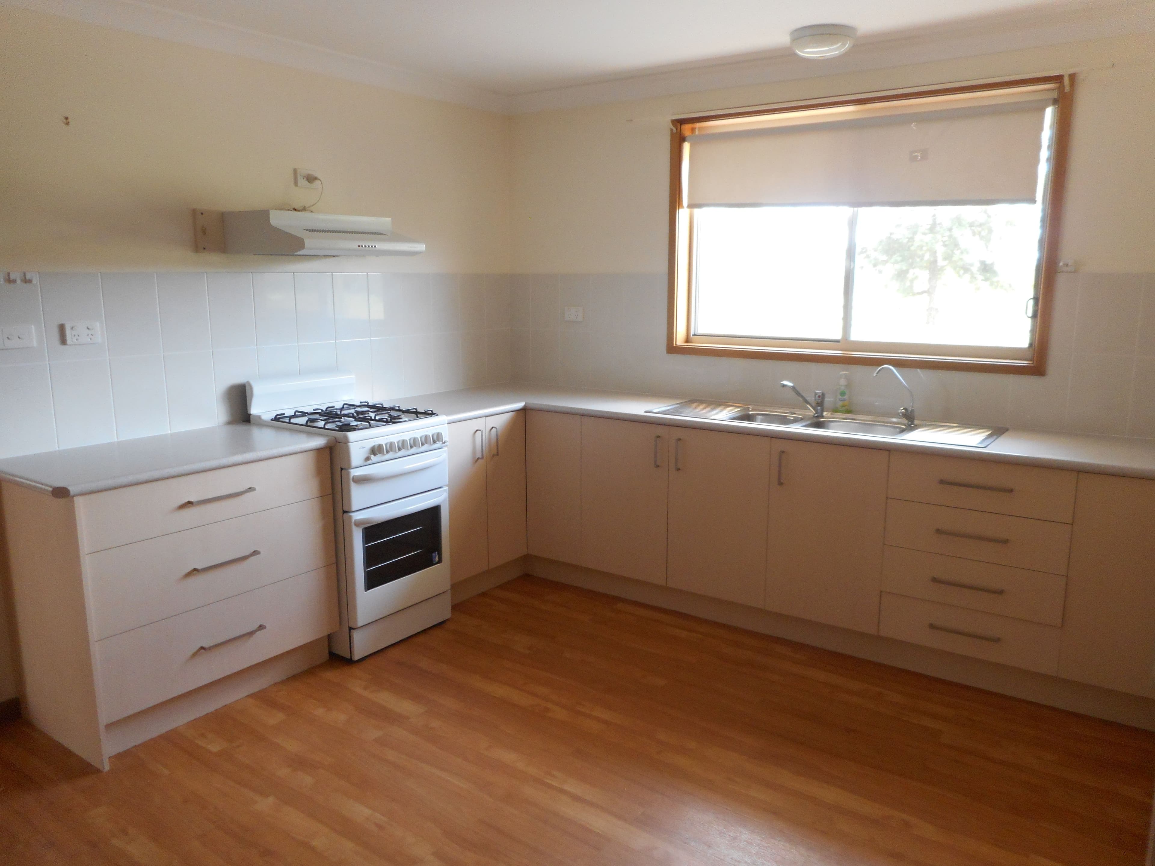 1and2/310 Millbank Road, WORRIGEE NSW 2540, Worrigee - Image 1