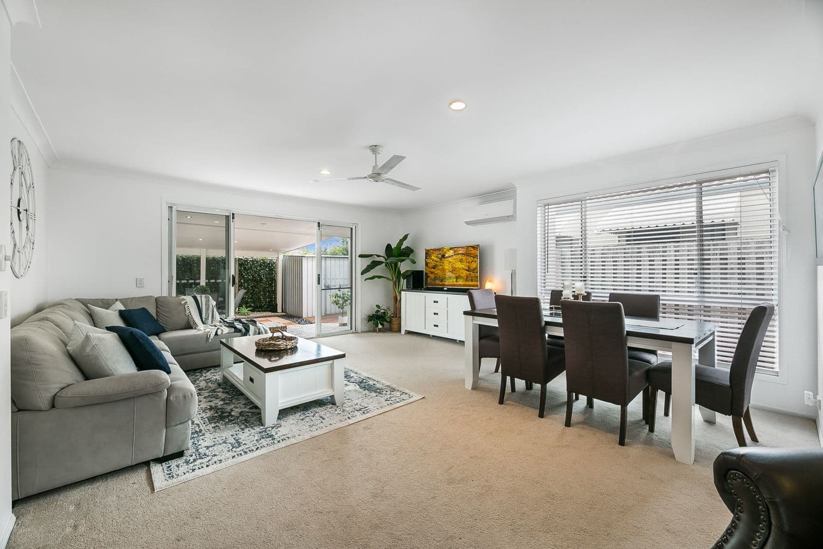8 Harrow Place, Arundel QLD 4214, Arundel - Thumbnail 2