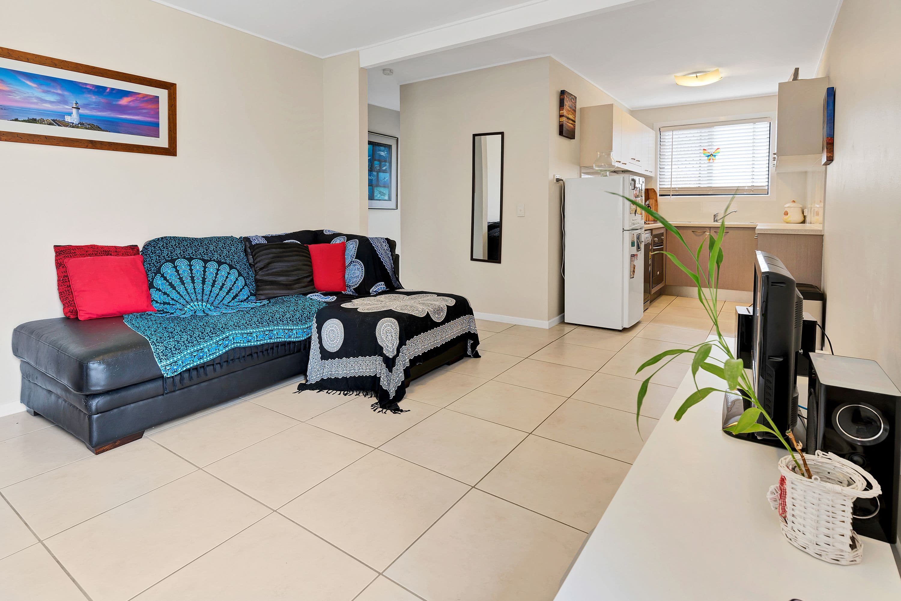 35 Brisbane Road, Biggera Waters QLD 4216, Biggera Waters - Thumbnail 3
