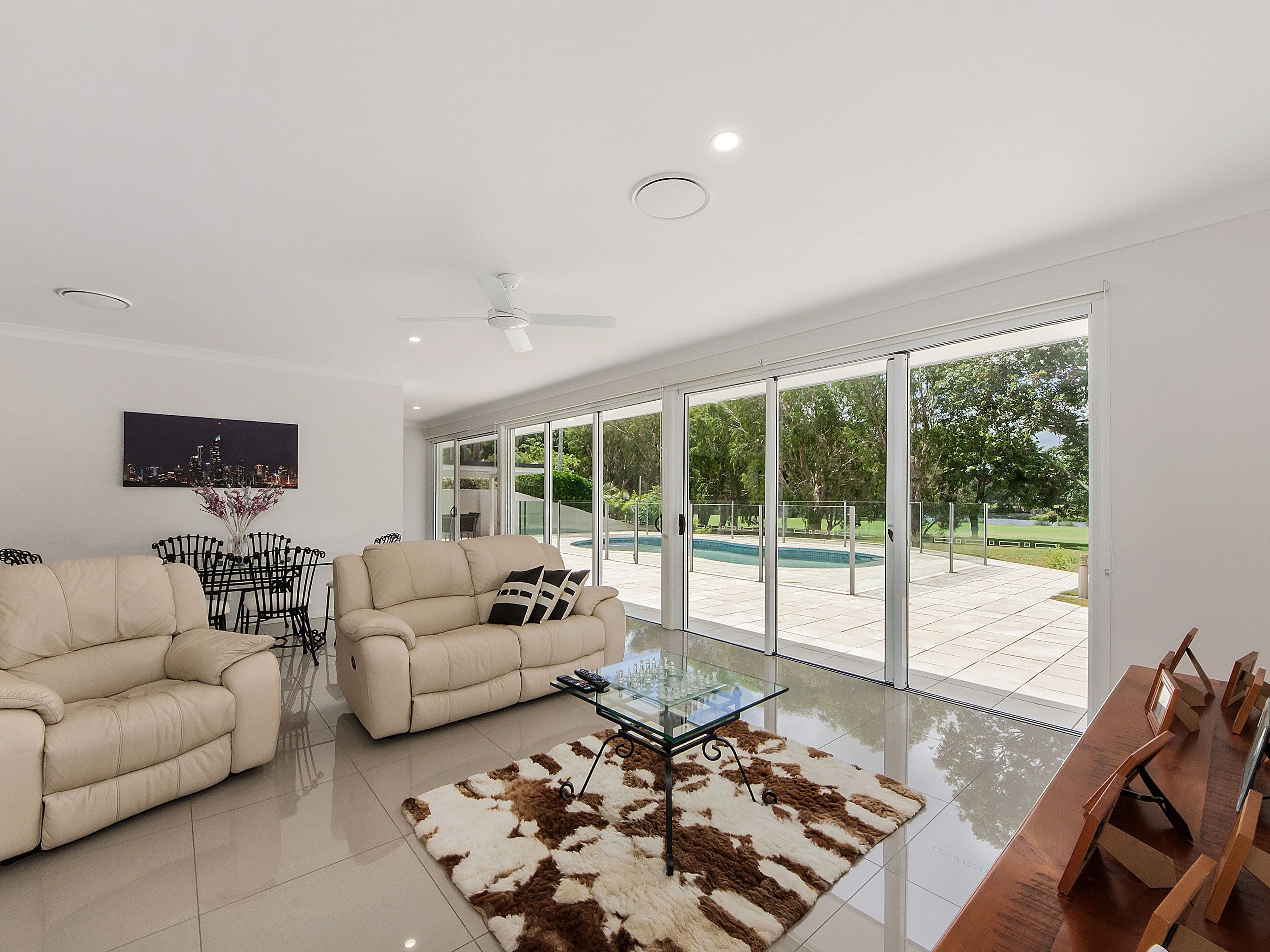 71 Santa Cruz Boulevard, Clear Island Waters QLD 4226, Clear Island Waters - Thumbnail 8