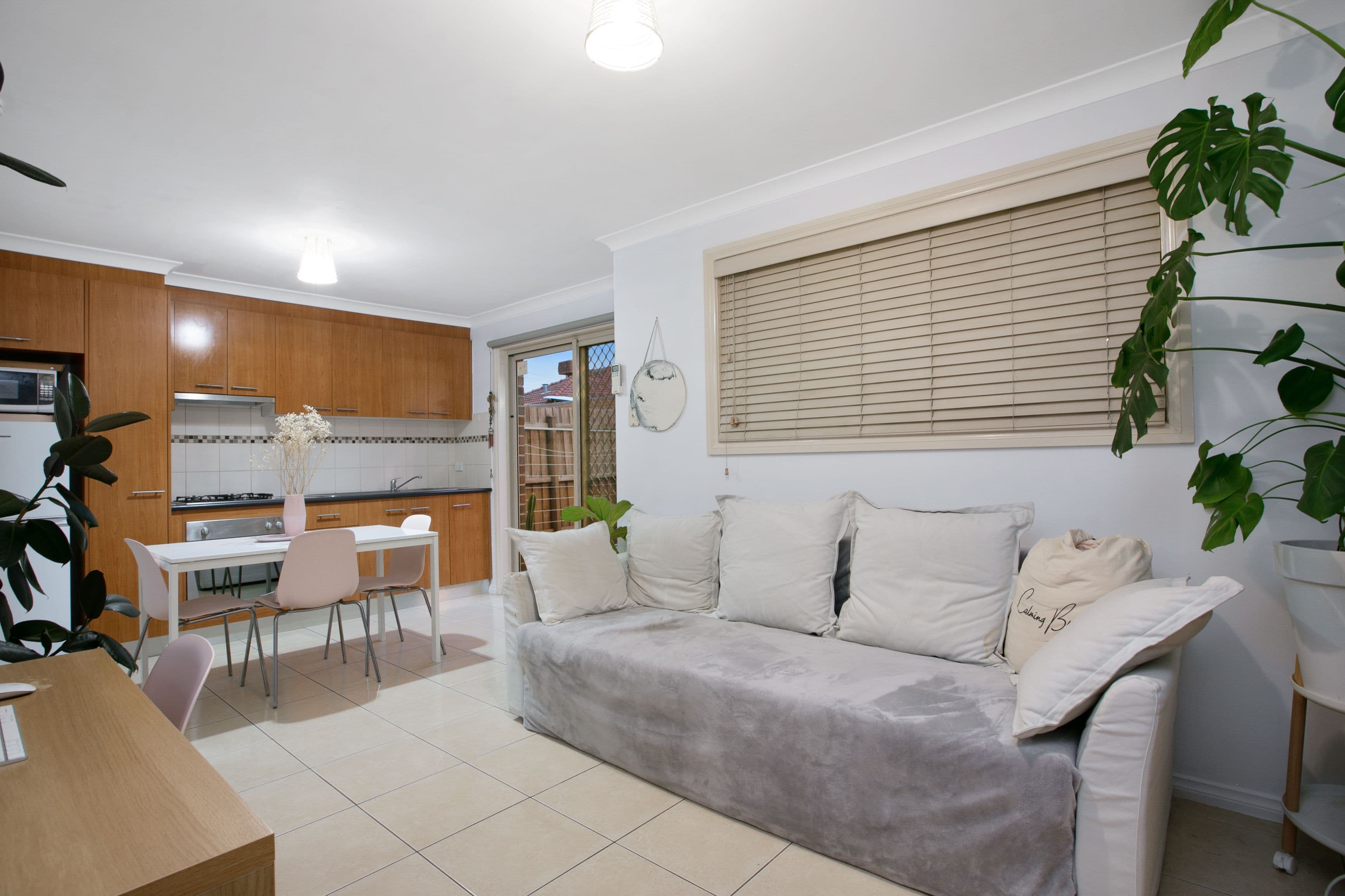 24 Elsey Road, Reservoir VIC 3073, Reservoir - Thumbnail 4