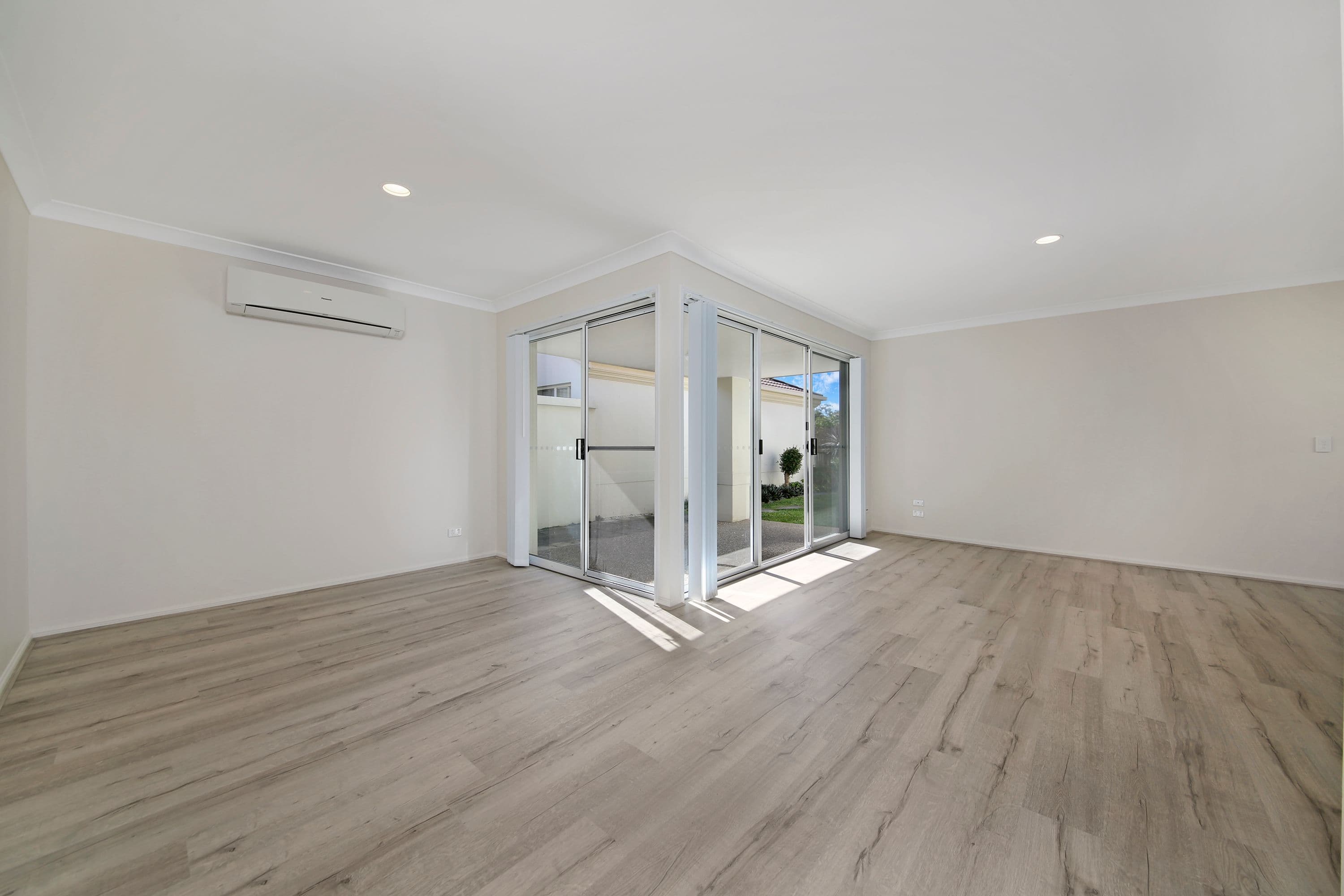 31 Langport Parade, Mudgeeraba QLD 4213, Mudgeeraba - Thumbnail 5