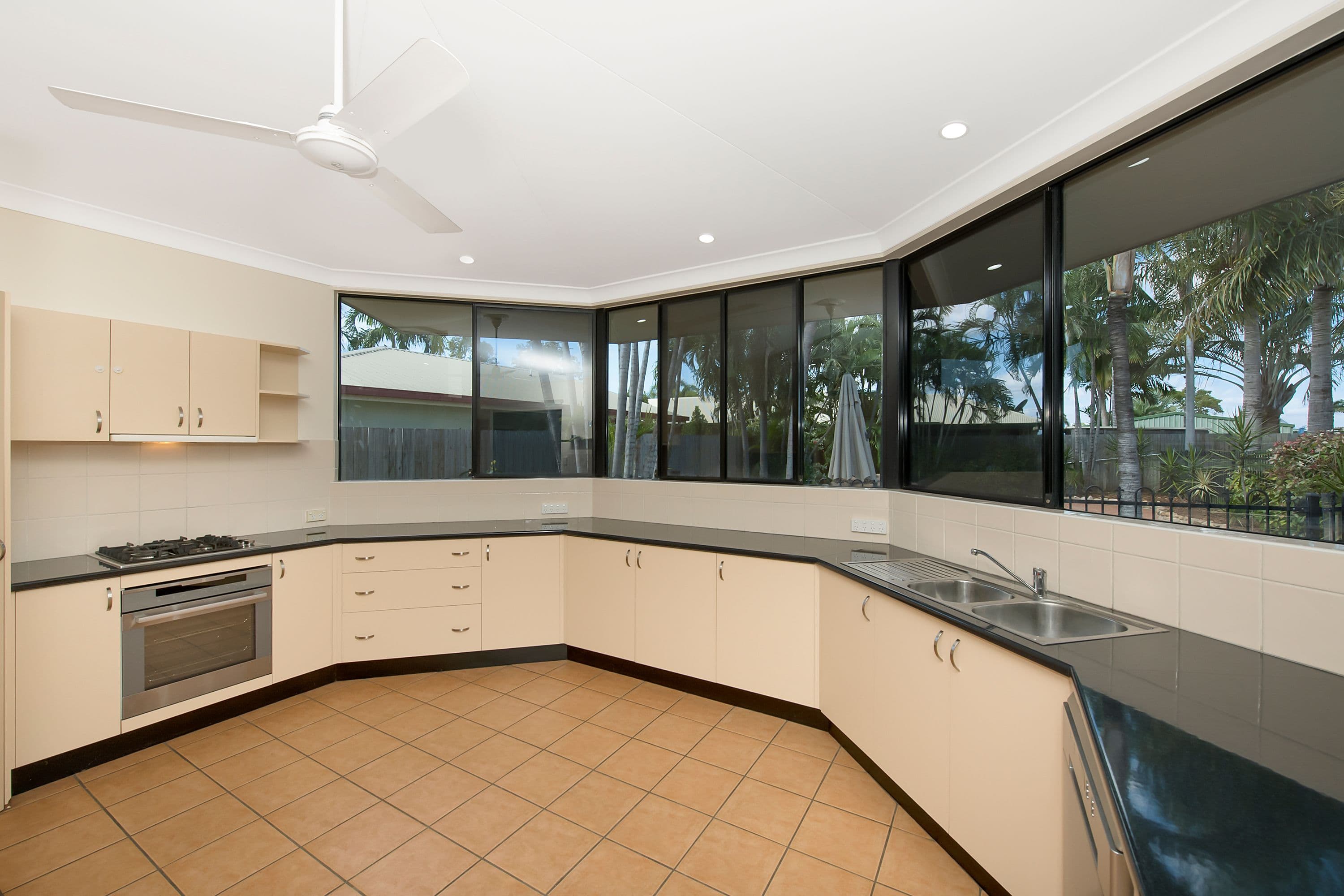 3 Overton Circuit, Kirwan QLD 4817, Kirwan - Thumbnail 3