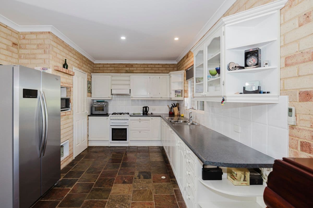 11 Frigate Crescent, Yanchep WA 6035, Yanchep - Thumbnail 6