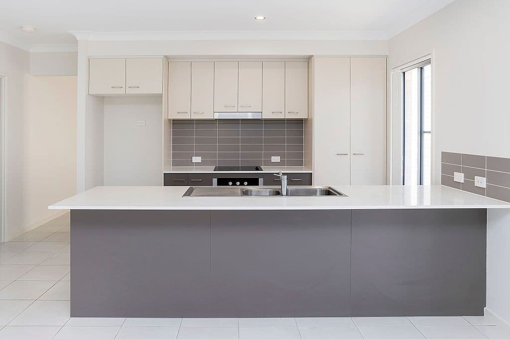 17 Lamont Street, Coomera QLD 4209, Coomera - Thumbnail 2