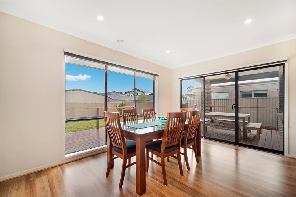 8 Seaford Street, Alfredton VIC 3350, Alfredton - Thumbnail 6