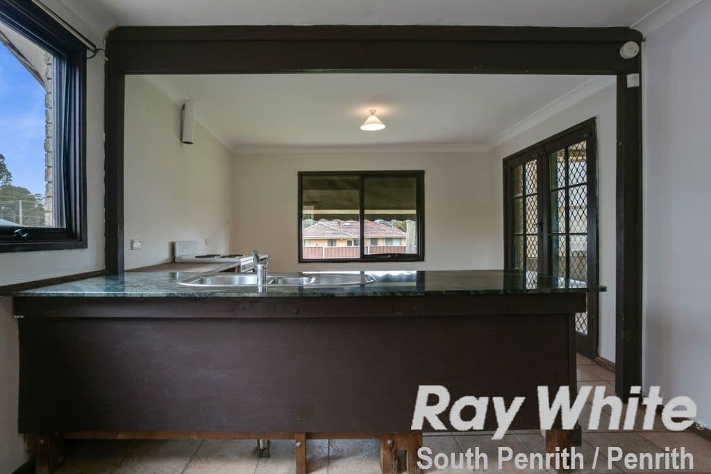 9 O'Connell Street, Kingswood - Thumbnail 4