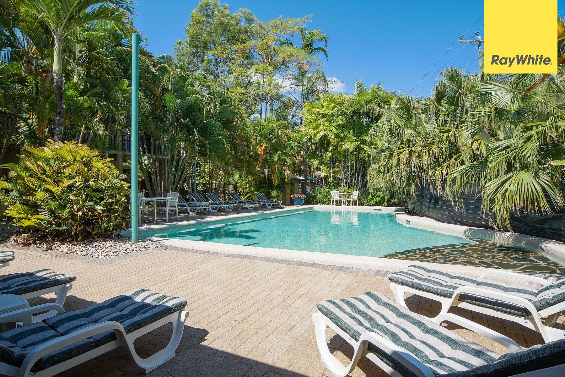 19 Trinity Beach Road, Trinity Beach QLD 4879, Trinity Beach - Thumbnail 2