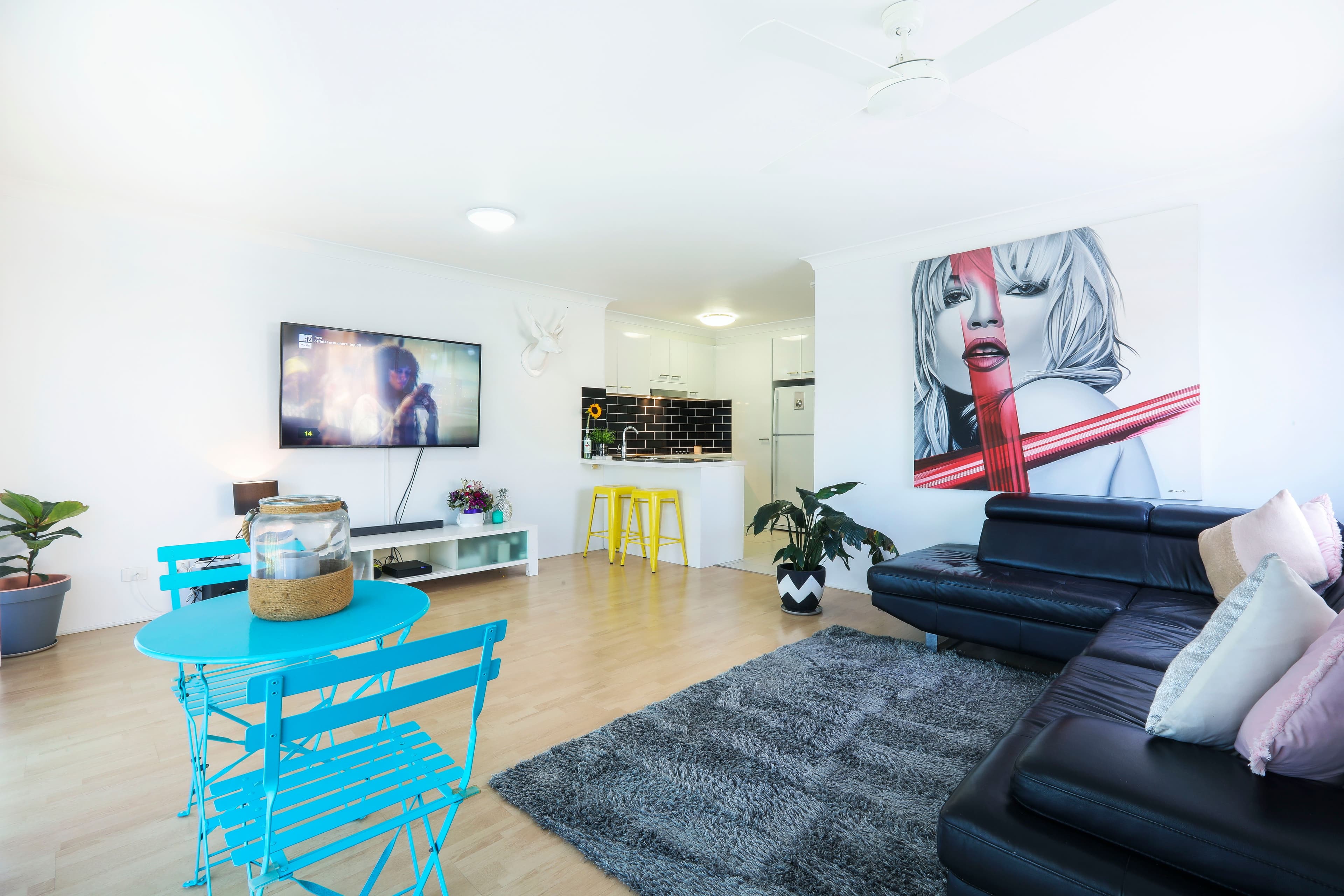 54-56 Karbunya Street, Mermaid Waters QLD 4218, Mermaid Waters - Thumbnail 2