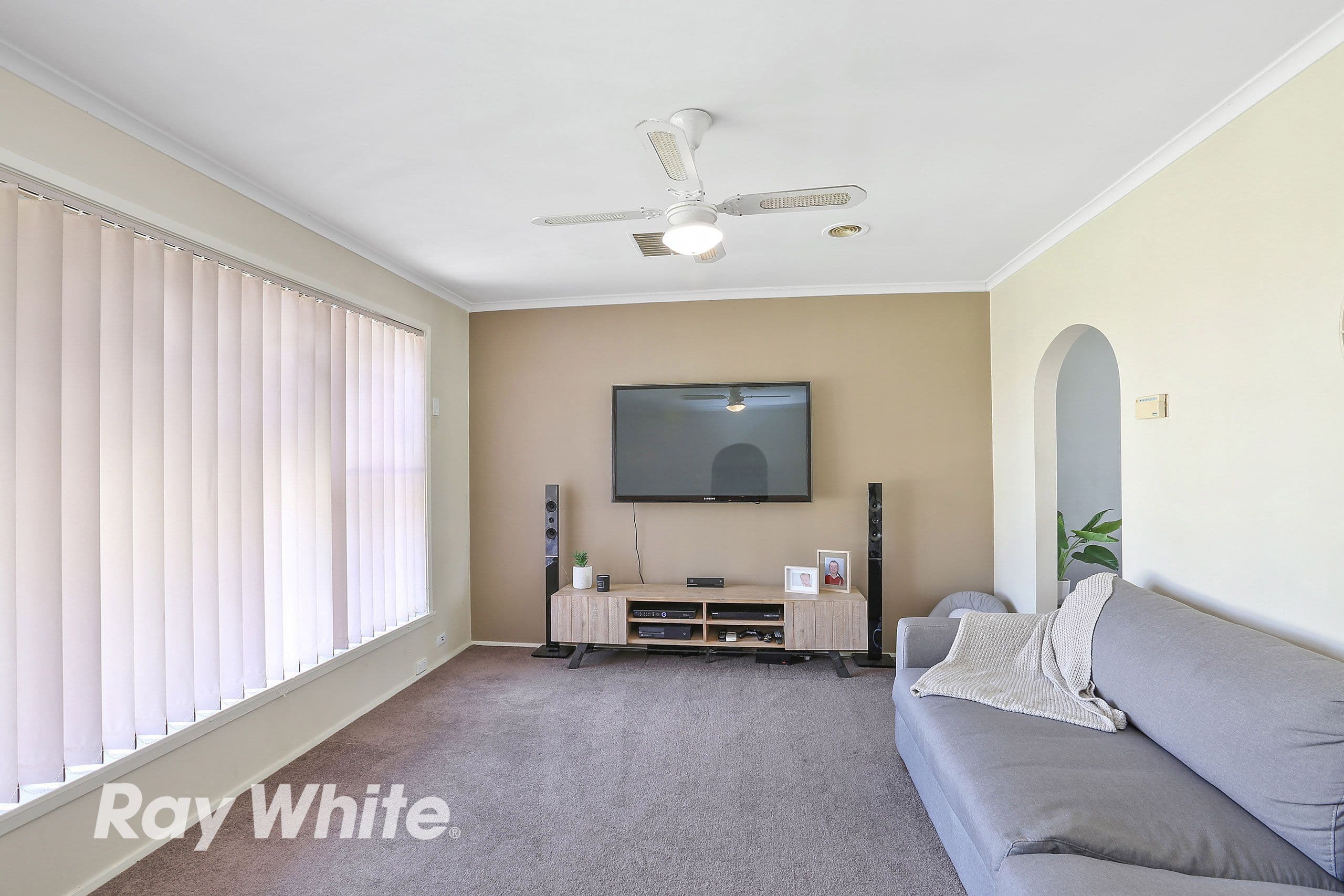 100 Vermont Avenue, Corio VIC 3214, Corio - Thumbnail 2