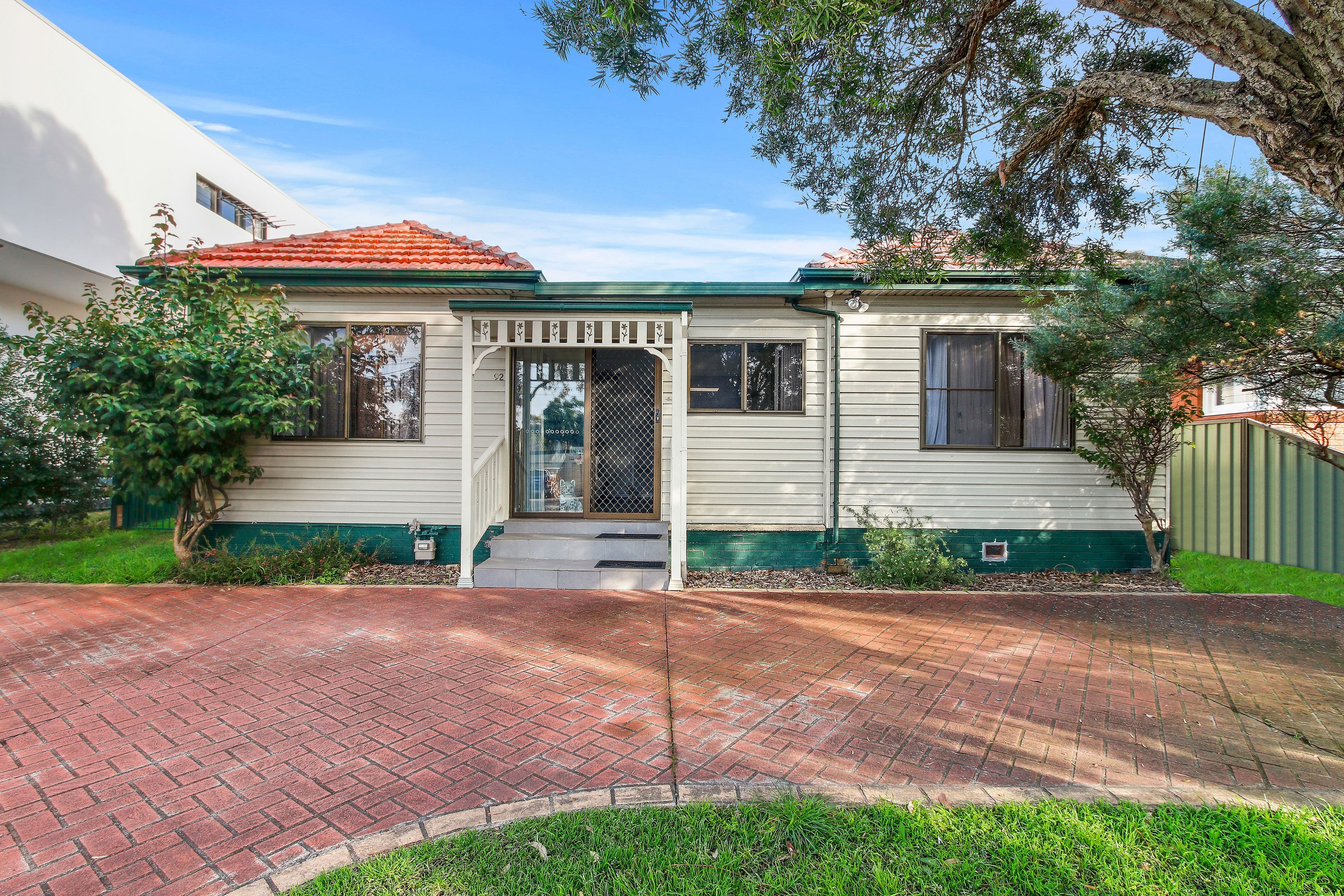 92 Melrose Avenue, Sylvania NSW 2224, Sylvania - Thumbnail 2