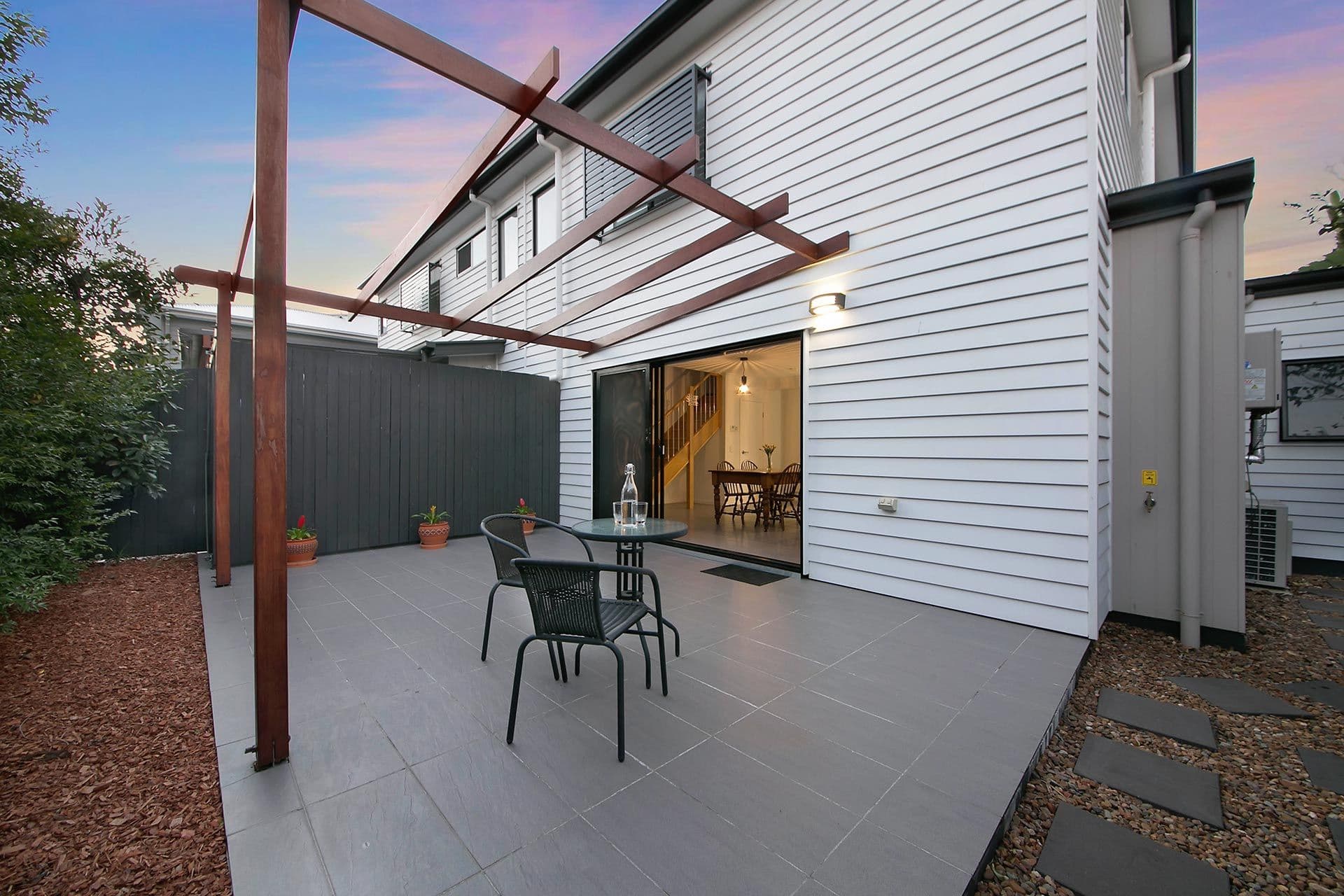 1/111 Ekibin Road, Annerley QLD 4103, Annerley - Image 1