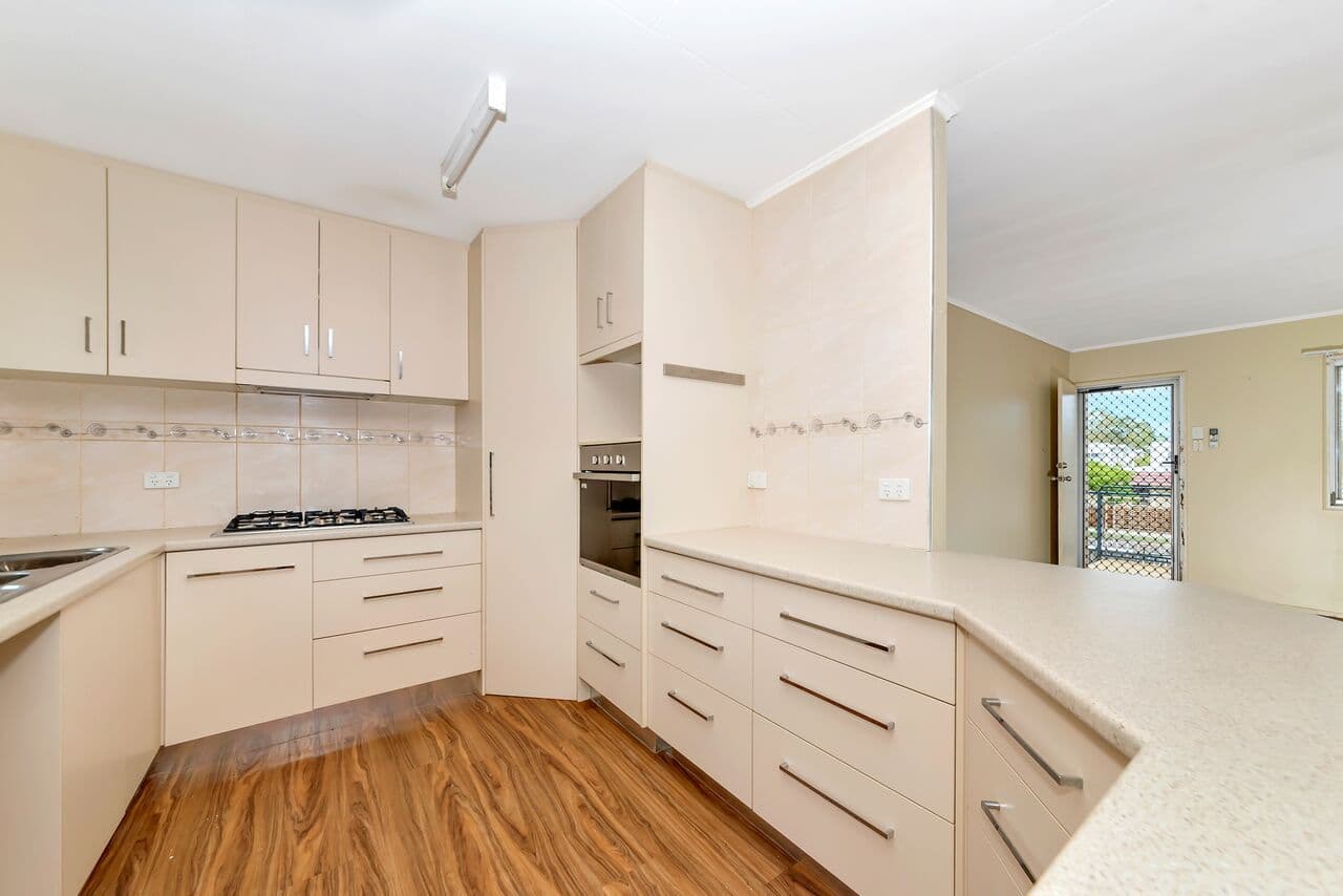 86 Gollogly Lane, Rasmussen QLD 4815, Rasmussen - Thumbnail 2