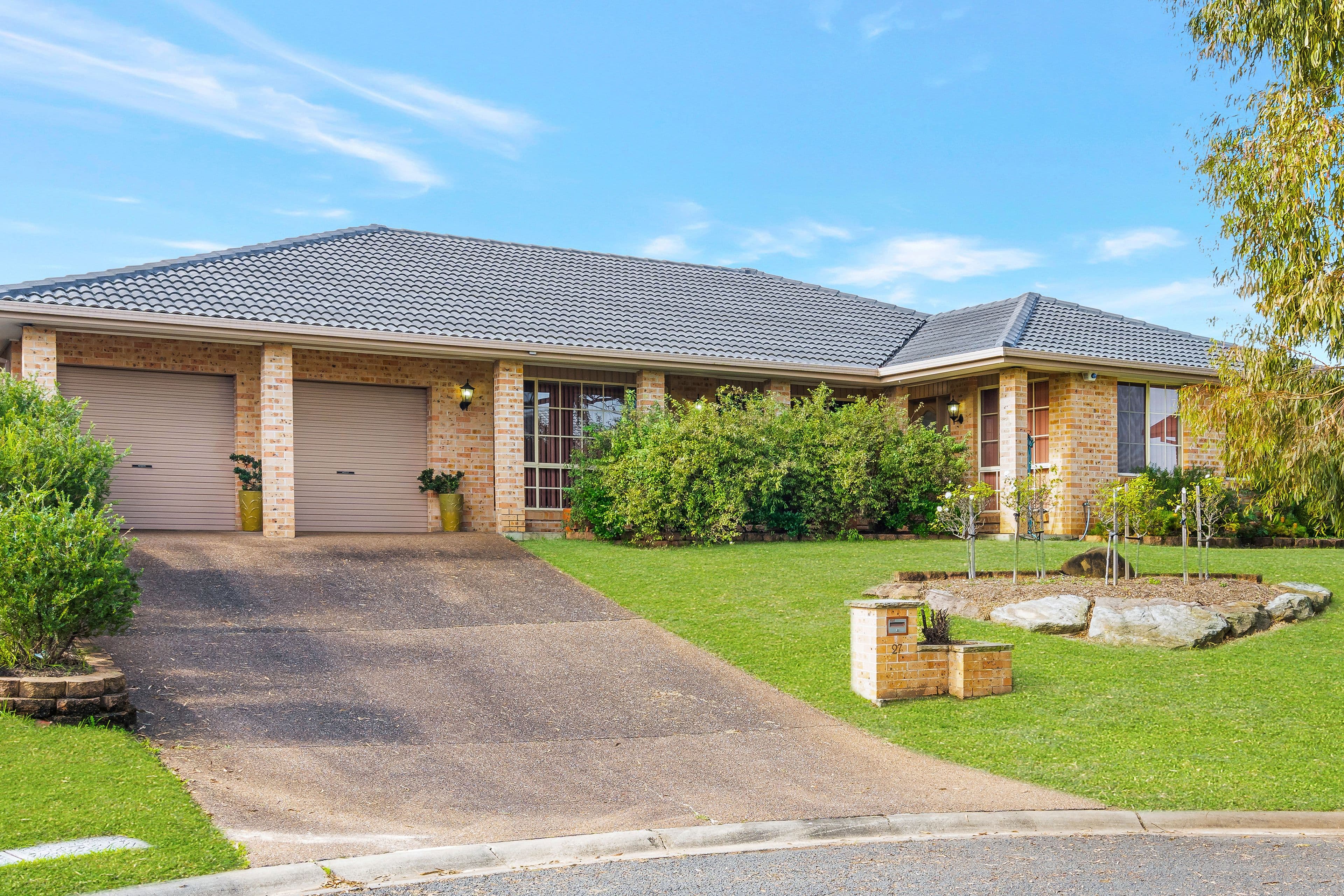 27 Hayman Avenue, Hinchinbrook NSW 2168, Hinchinbrook - Image 1