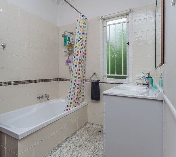 44 Fernlea Street, Geebung QLD 4034, Geebung - Thumbnail 4