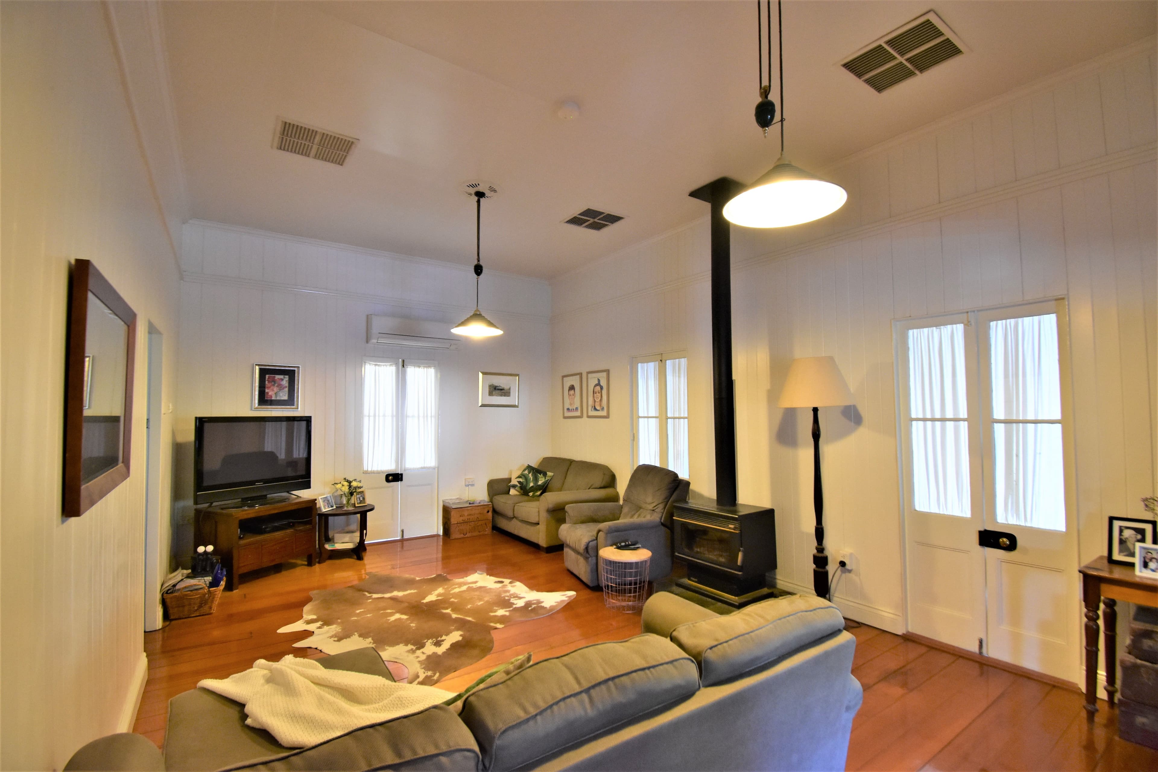 104 Kingfisher Street, Longreach QLD 4730, Longreach - Thumbnail 2
