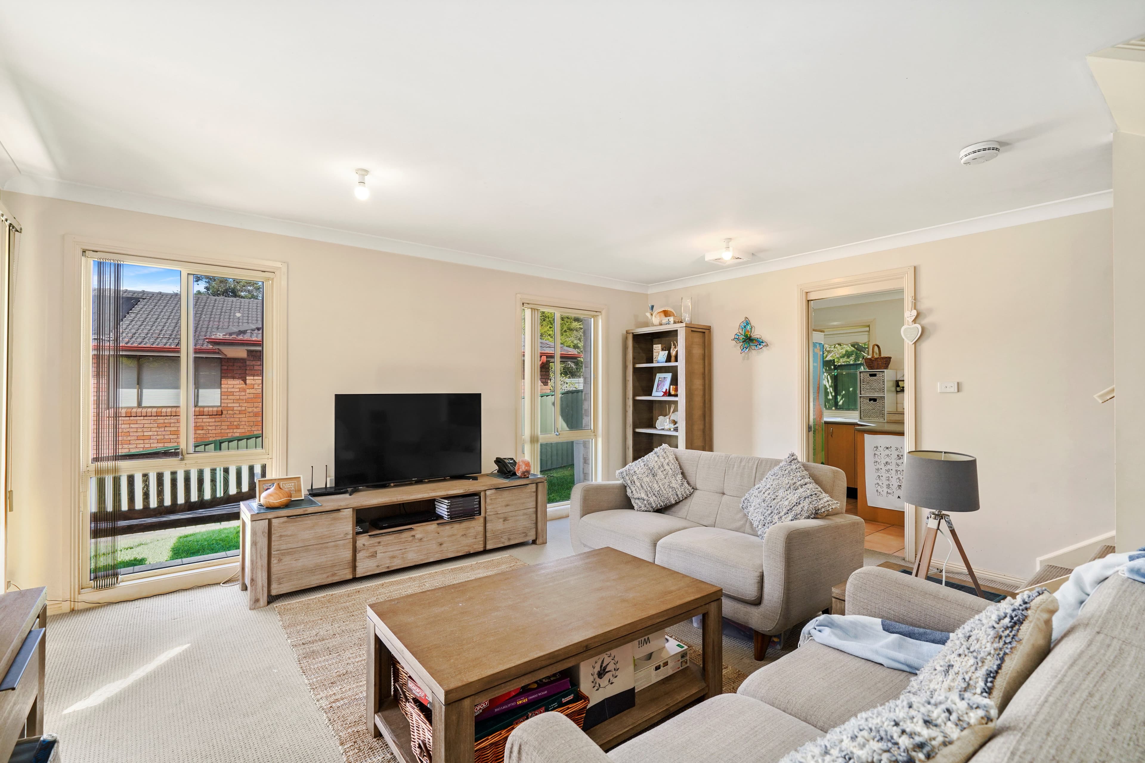 4 Madison Place, Berkeley Vale NSW 2261, Berkeley Vale - Thumbnail 3