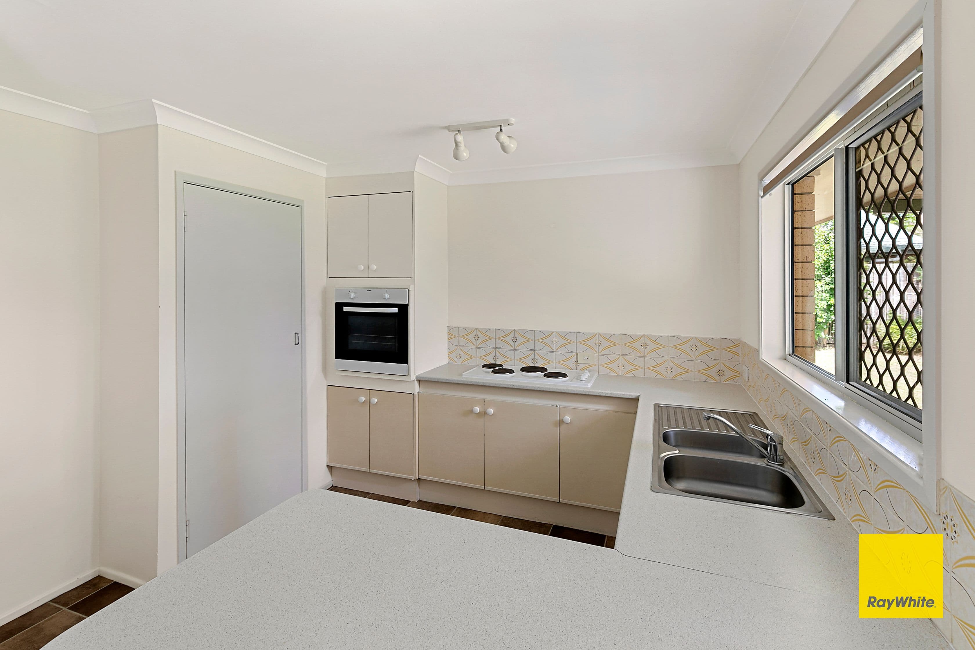 3 Angela Cresent, Cleveland QLD 4163, Cleveland - Thumbnail 8