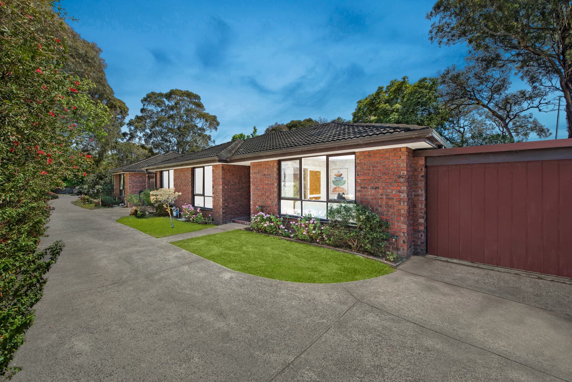 2/105 Surrey Road, Blackburn North - Thumbnail 2