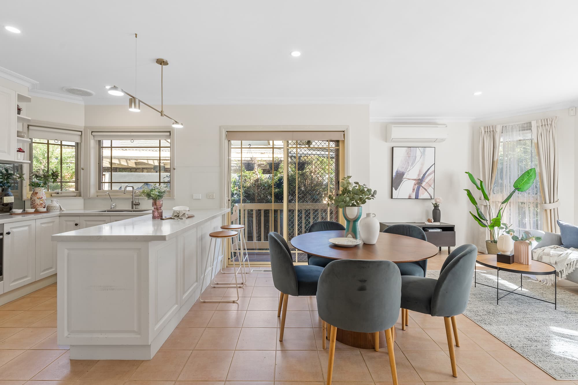 10 Chapman Street, Blackburn North - Thumbnail 3