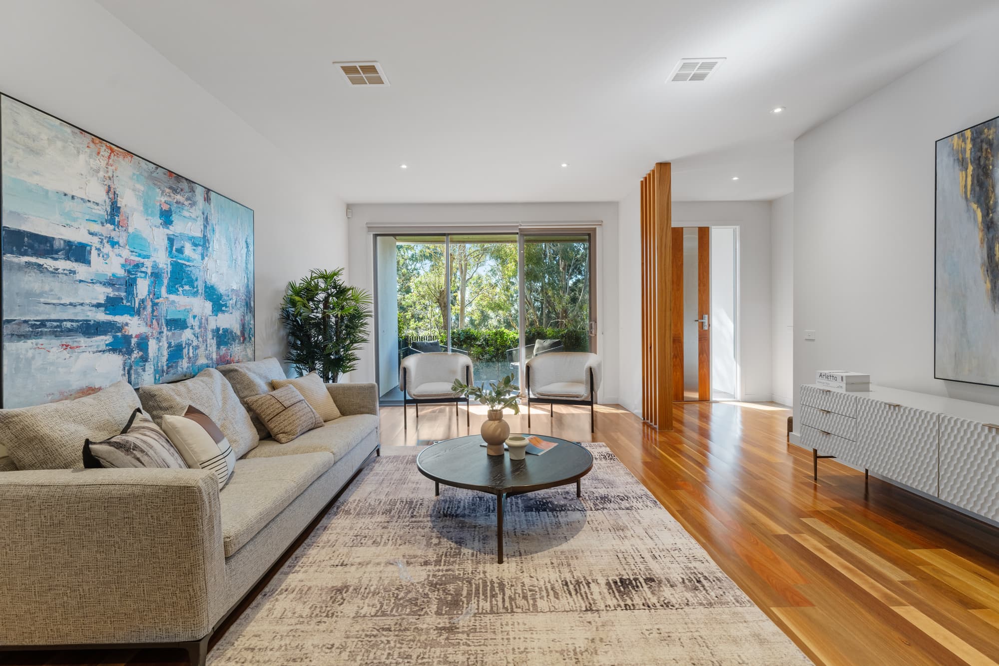 23 Charlottes Way, Forest Hill - Thumbnail 5