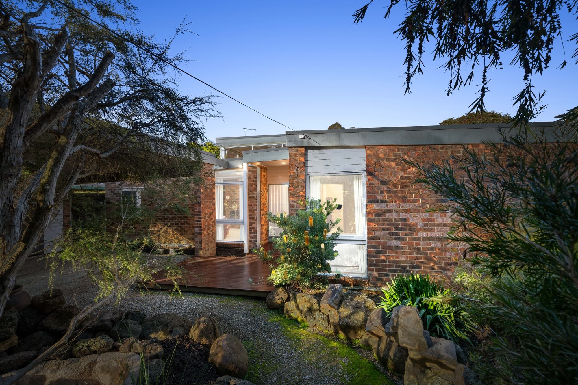 5 Selby Court, Croydon North - Image 1