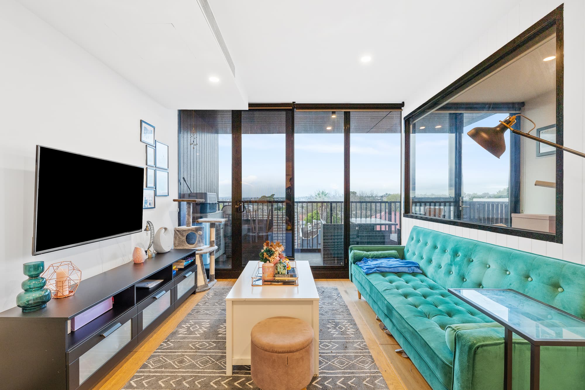 310/188 Whitehorse Road, Balwyn - Thumbnail 2