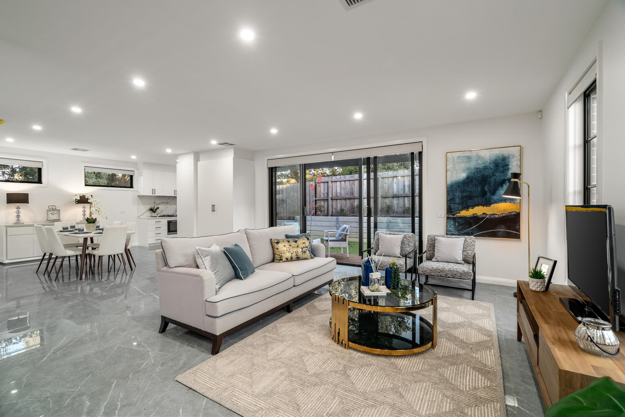 2/14 Langford Avenue, Mitcham - Thumbnail 3