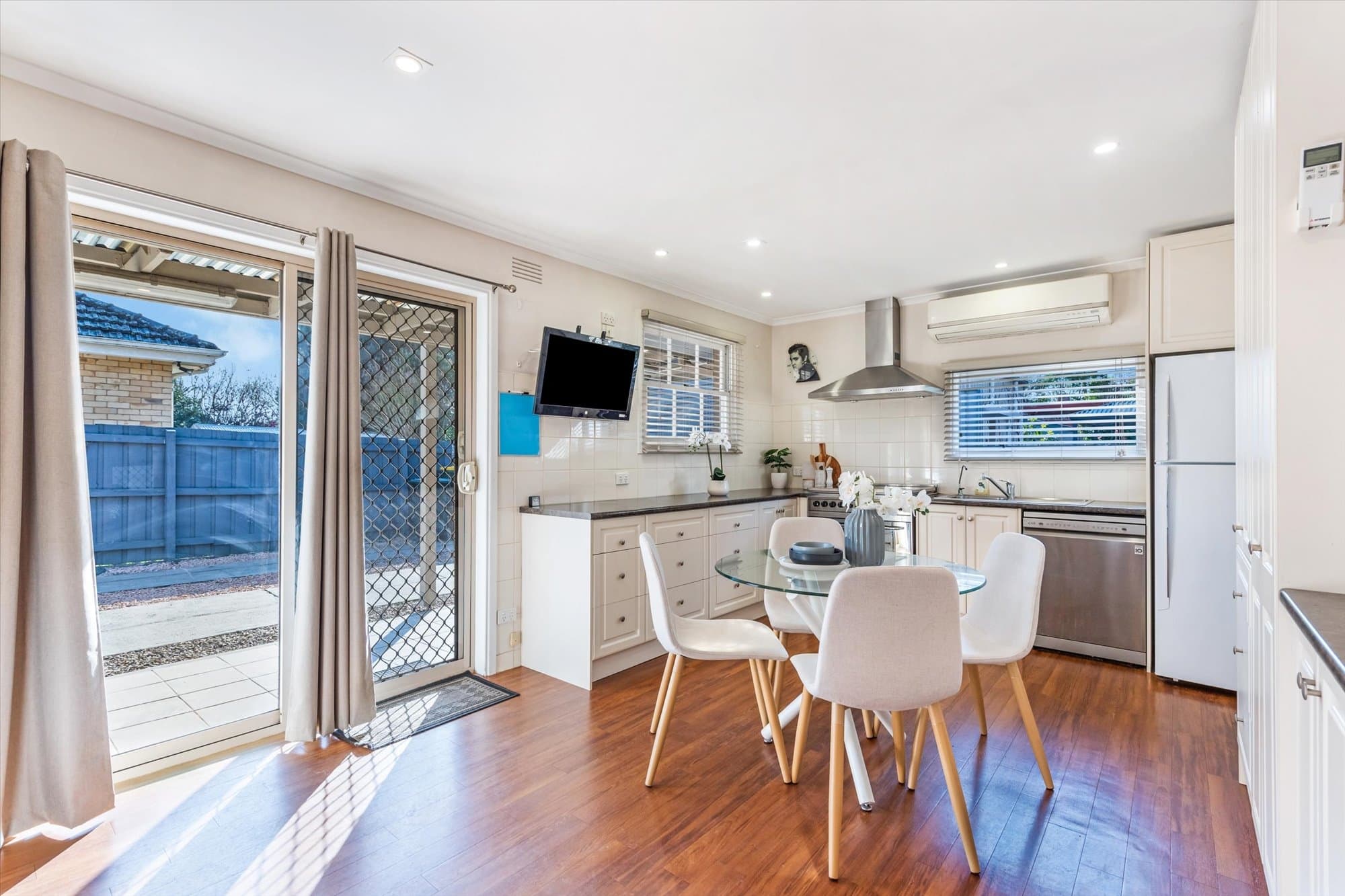 87 Husband Road, Forest Hill - Thumbnail 4