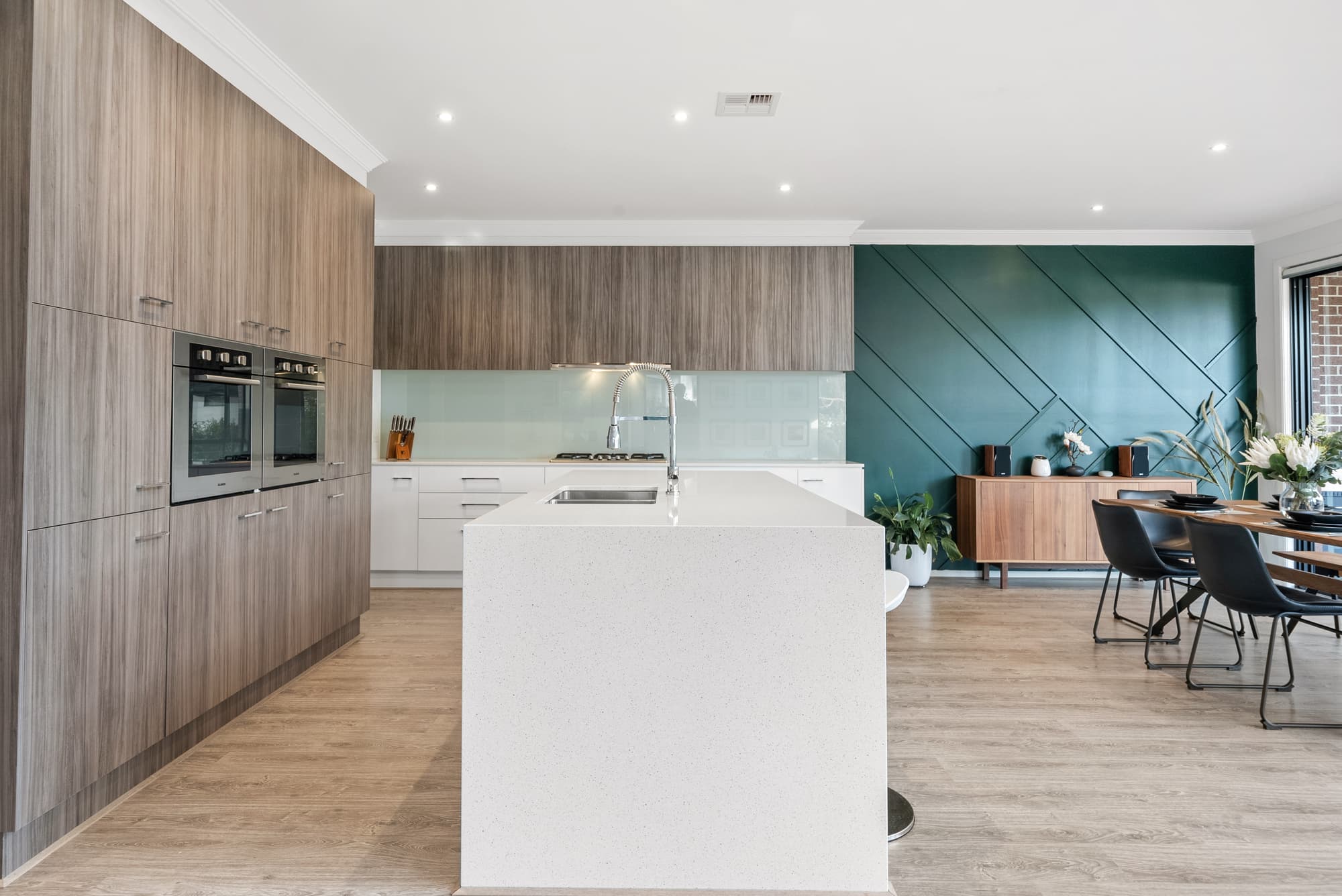 67 Peter Street, Box Hill North - Thumbnail 4