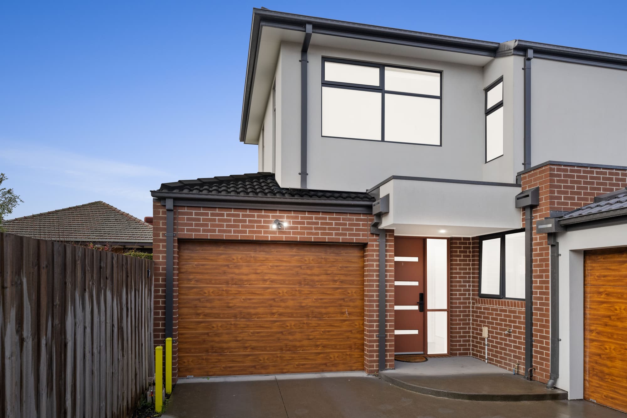 2/8 Bosco Street, Chadstone - Image 1