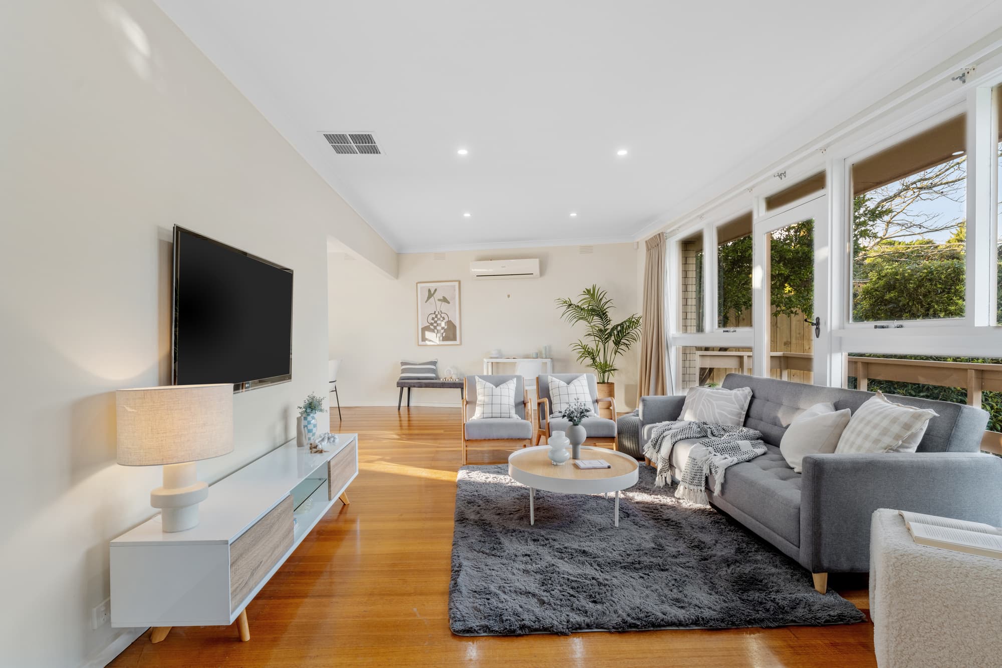 1 Taurus Road, Doncaster East - Thumbnail 2
