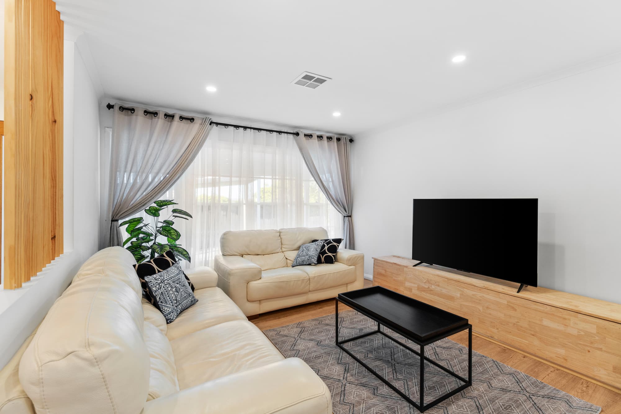 20 Gymea Avenue, Rowville - Thumbnail 3
