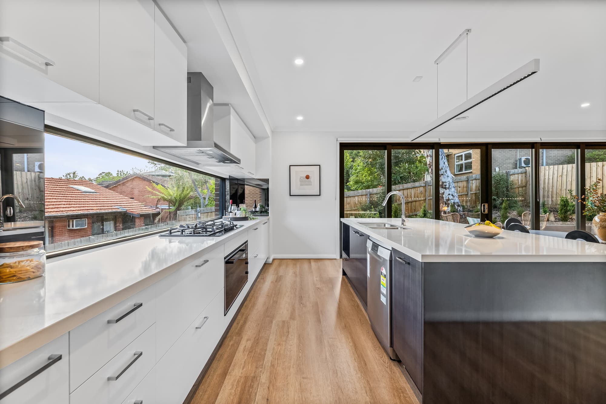 383 Middleborough Road, Box Hill - Thumbnail 7