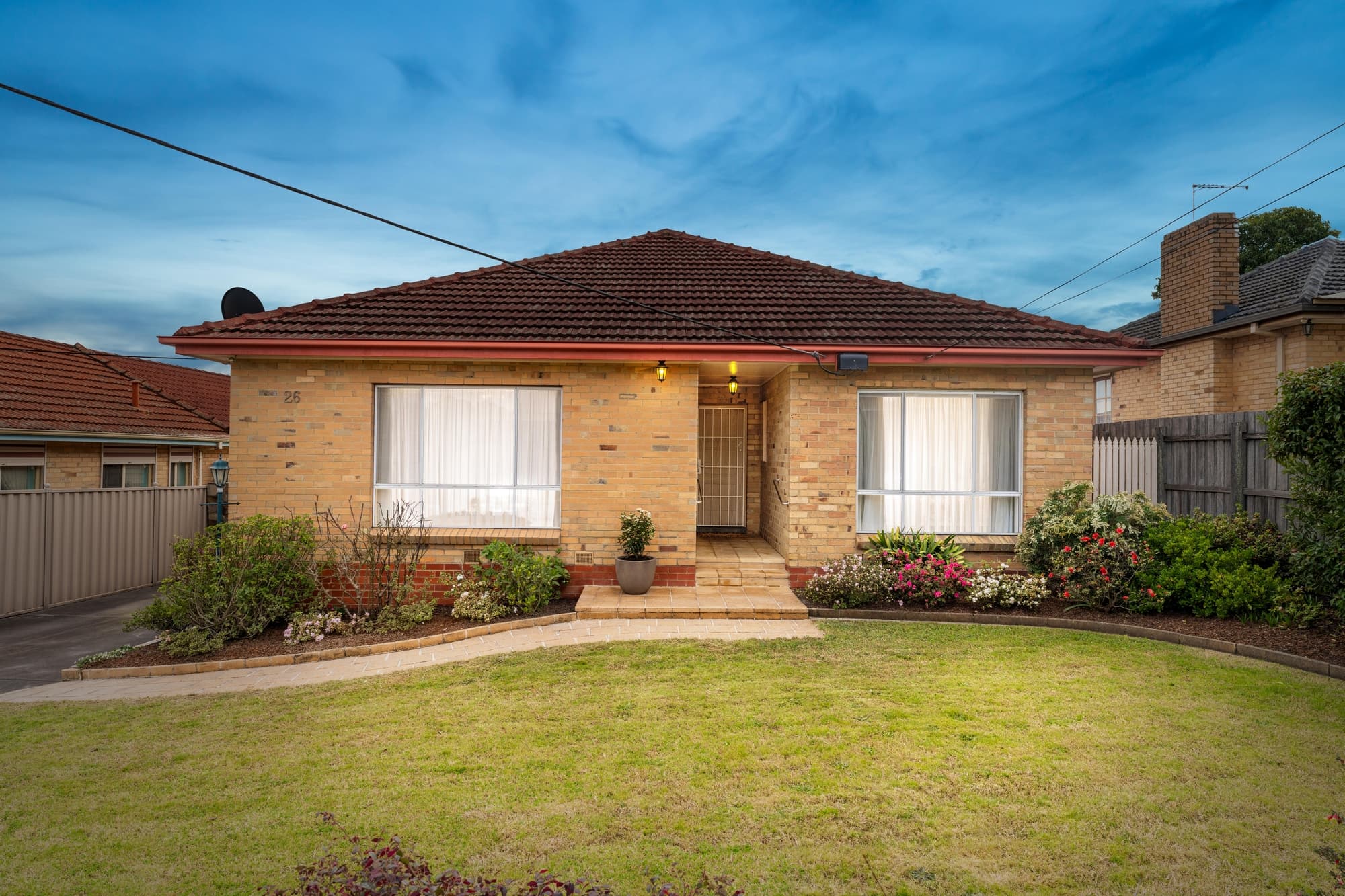 26 Toogoods Rise, Box Hill North - Image 1