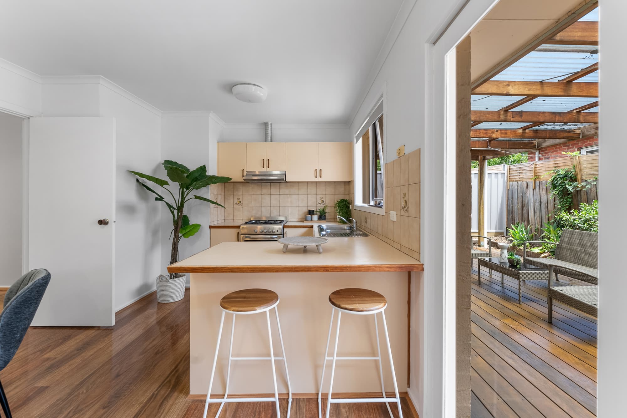 2/3 Simmons Street, Box Hill North - Thumbnail 8