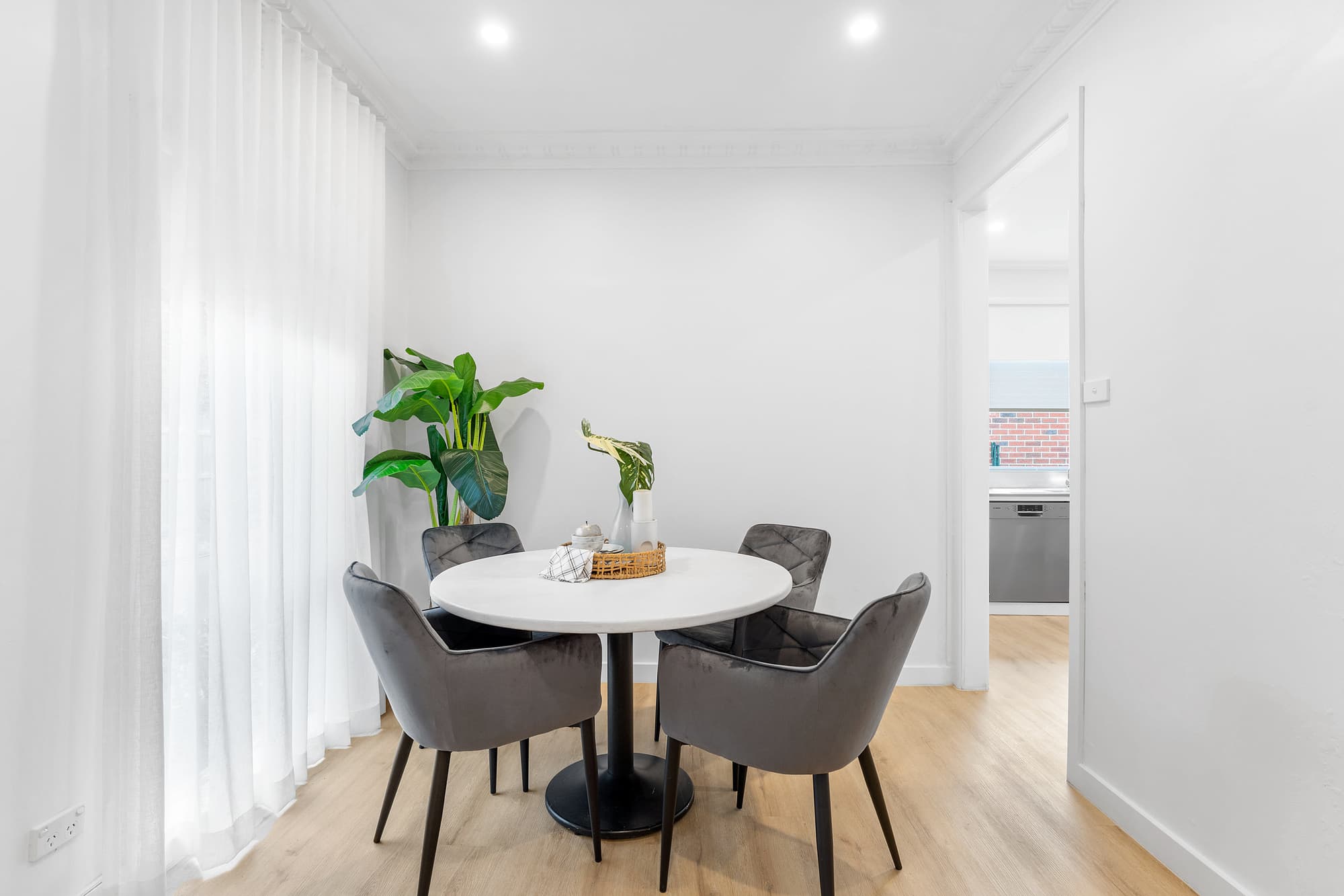 1/702 Whitehorse Road, Mitcham - Thumbnail 6