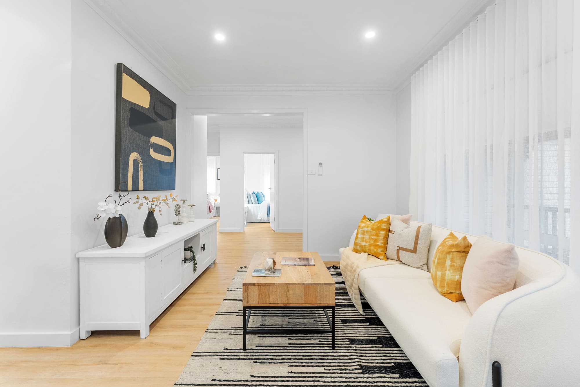 1/702 Whitehorse Road, Mitcham - Thumbnail 3