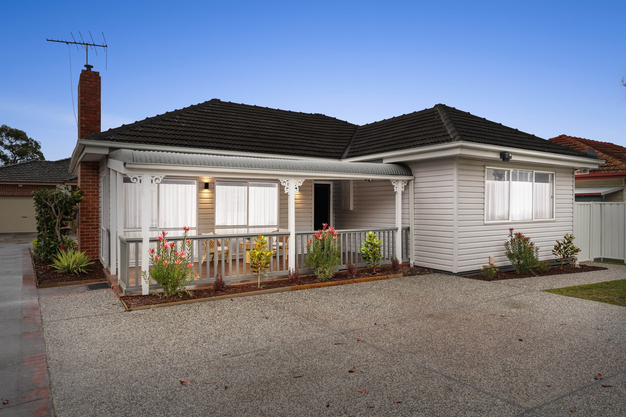 1/702 Whitehorse Road, Mitcham - Thumbnail 2